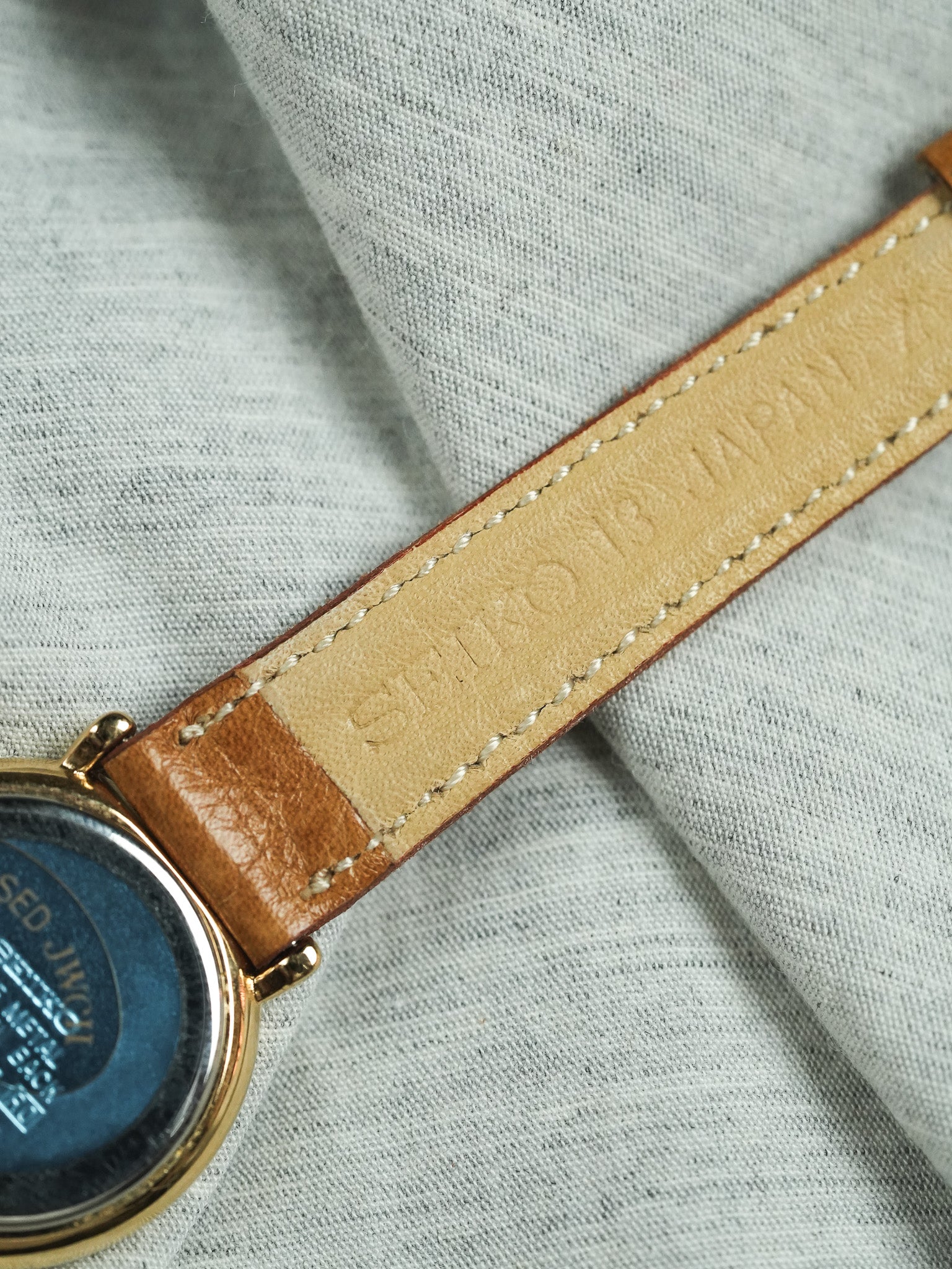 Seiko - Arabic & Roman Numerals 12h red date - NOS - 1998 