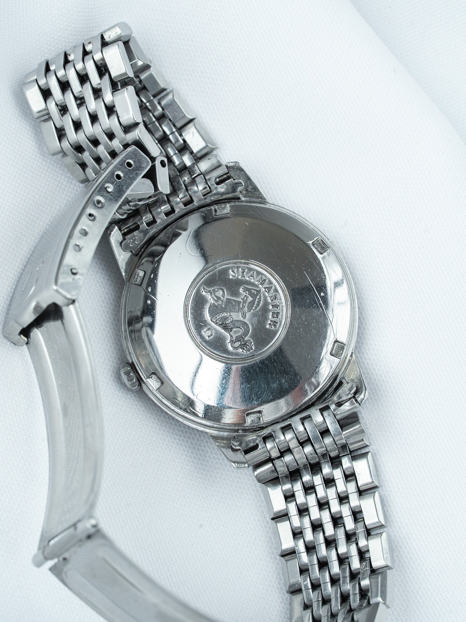 Montre Omega Seamaster 166.002 Vintage - 34,5mm Acier Automatique Date (1966) - Atelier Victor