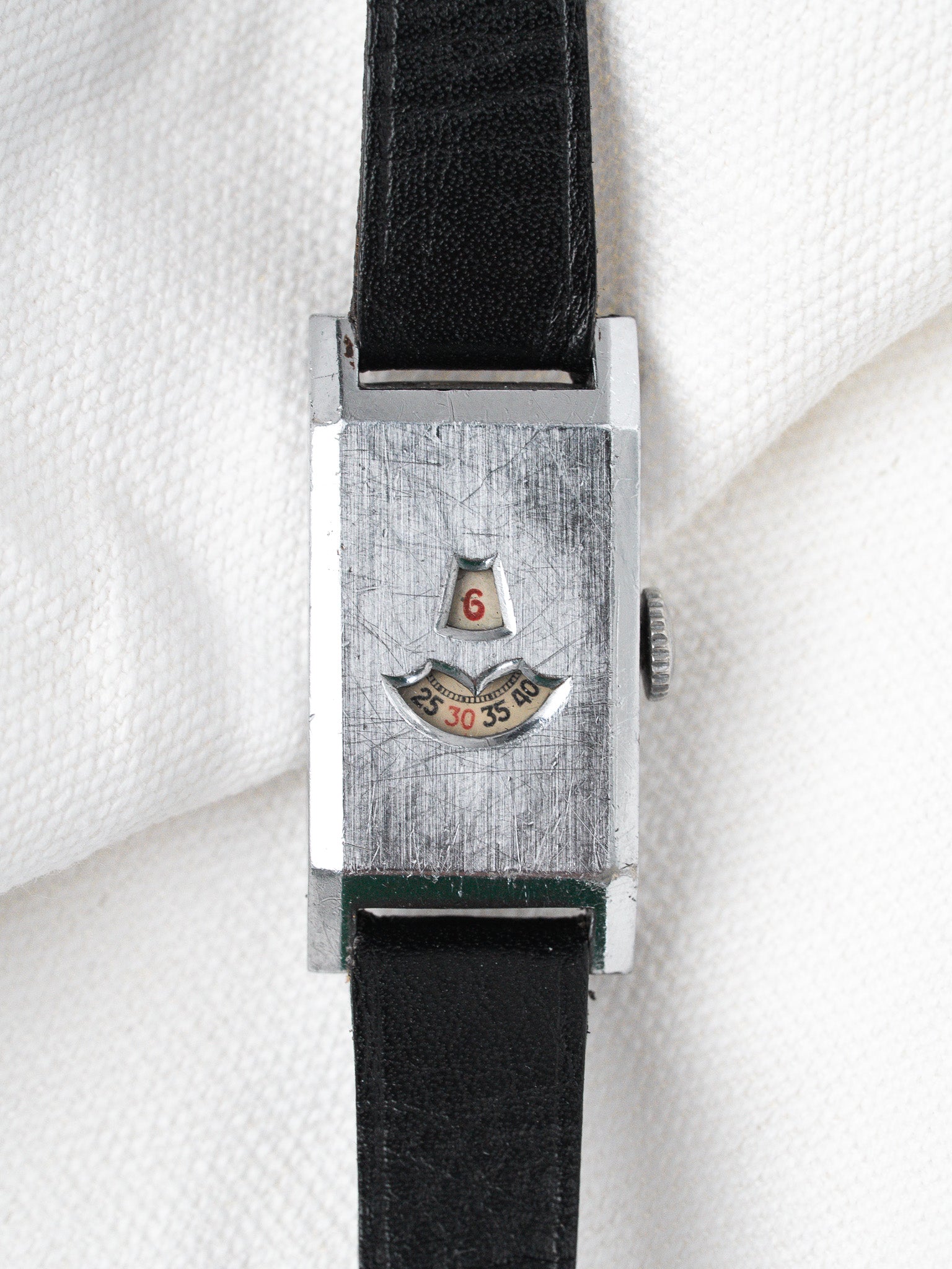 Montre Anonyme Heure Sautante Vintage - Tank Art Deco (Années 1930)