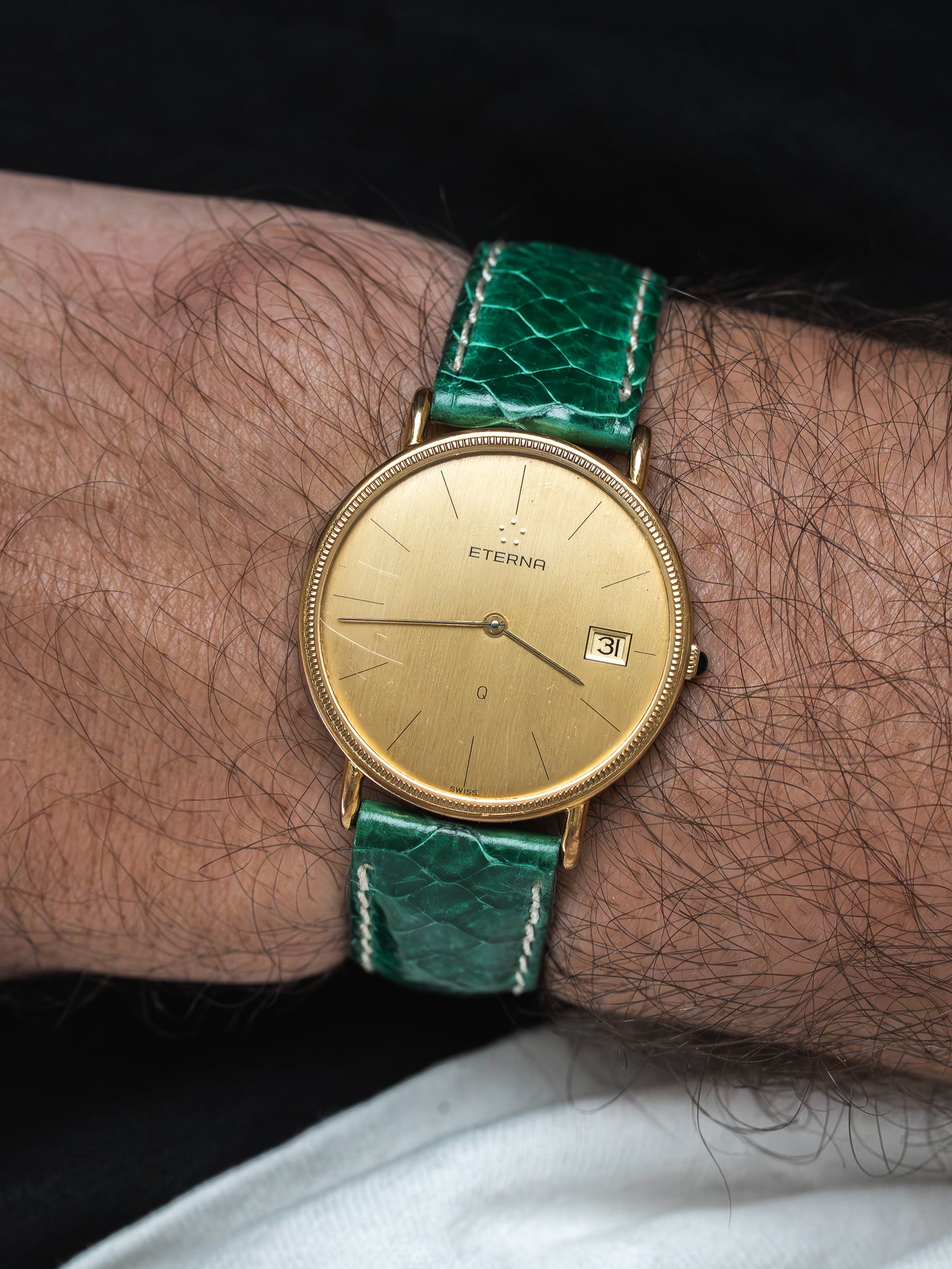 Montre Eterna Vintage - Plaqué or guilloché (Années 1990)
