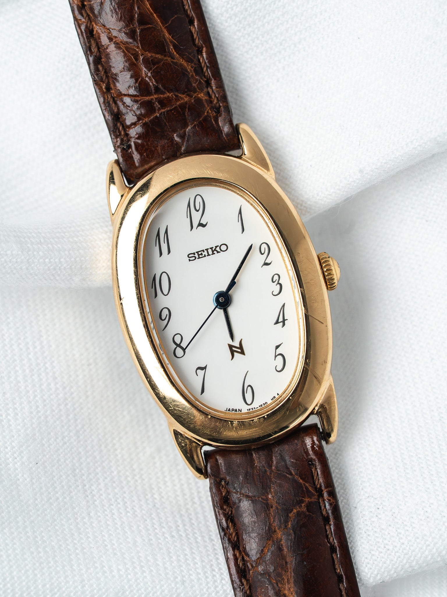Vintage Seiko Baignoire Gold-Plated — Brown Dial Arabic Numerals (2001) 