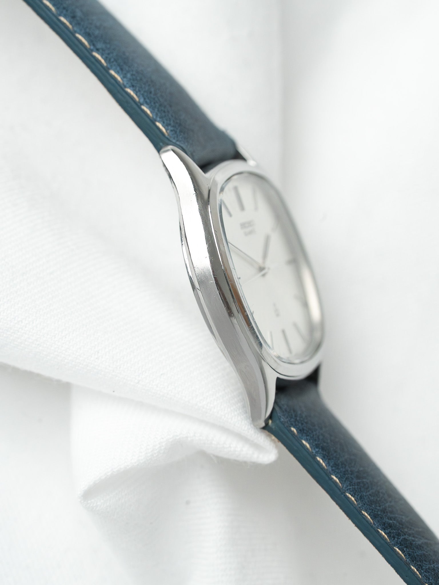 Vintage Seiko Tonneau Watch — 5931-5330 Silver Sunburst Dial (1981) 
