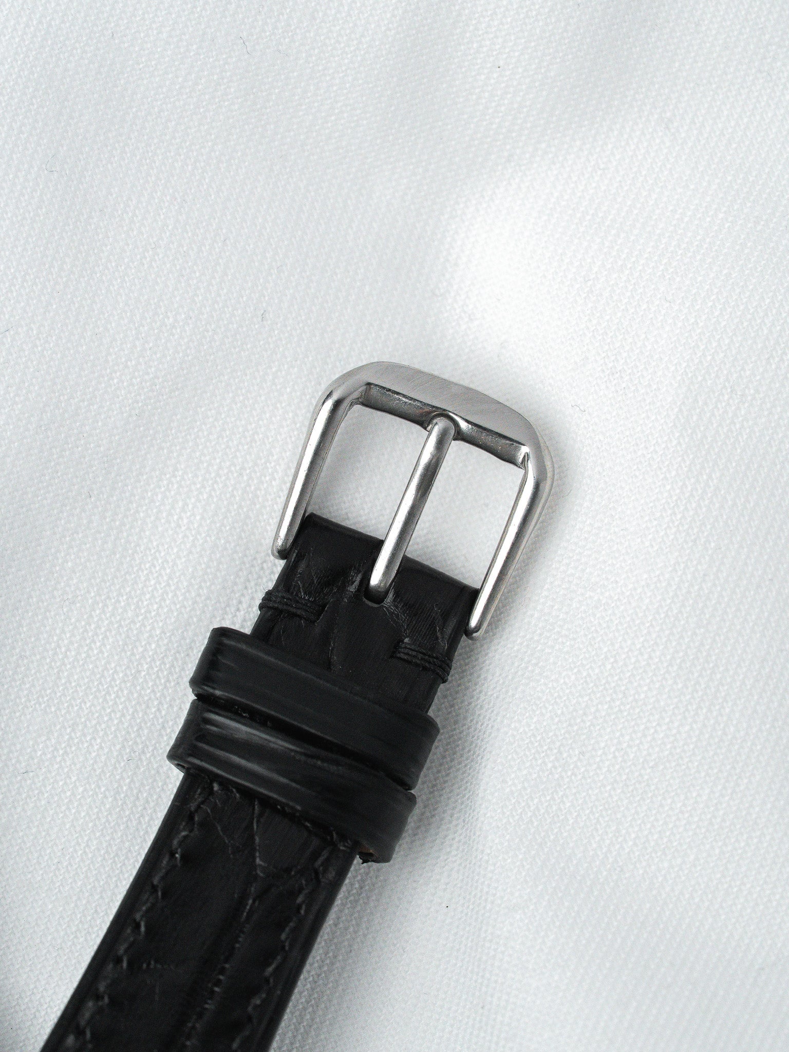 Vintage Seiko Dolce Watch — Silver Ultra-Thin Dial (1985) 