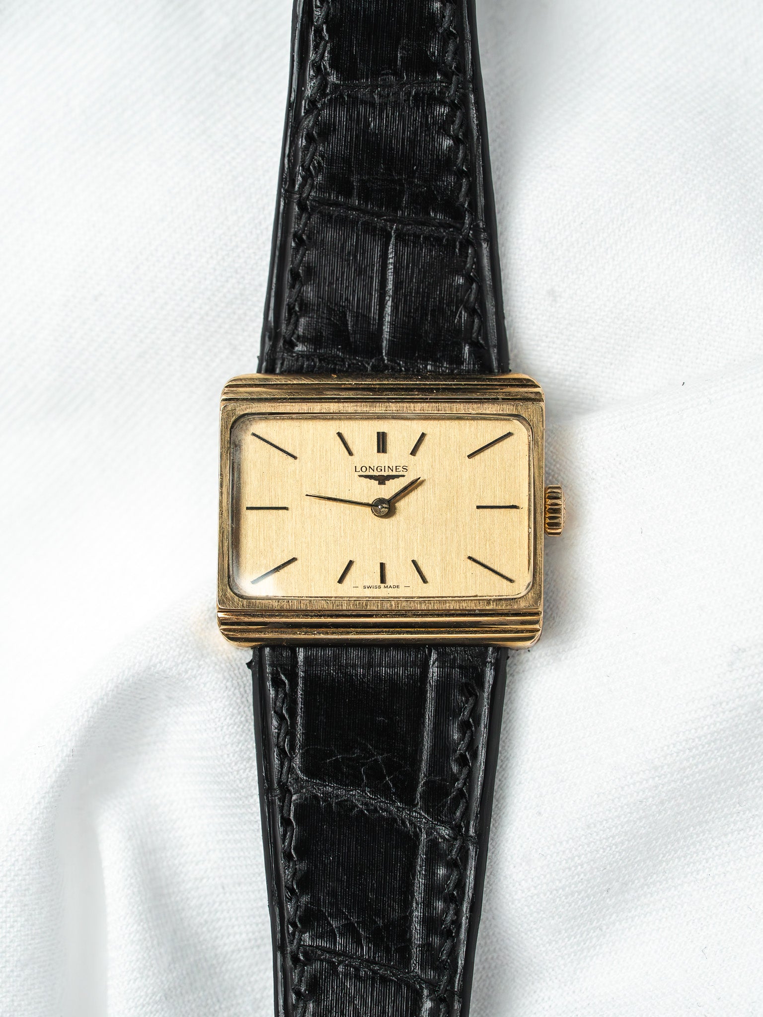 Montre Longines TV Vintage — Plaqué Or Cadran Or (1976)