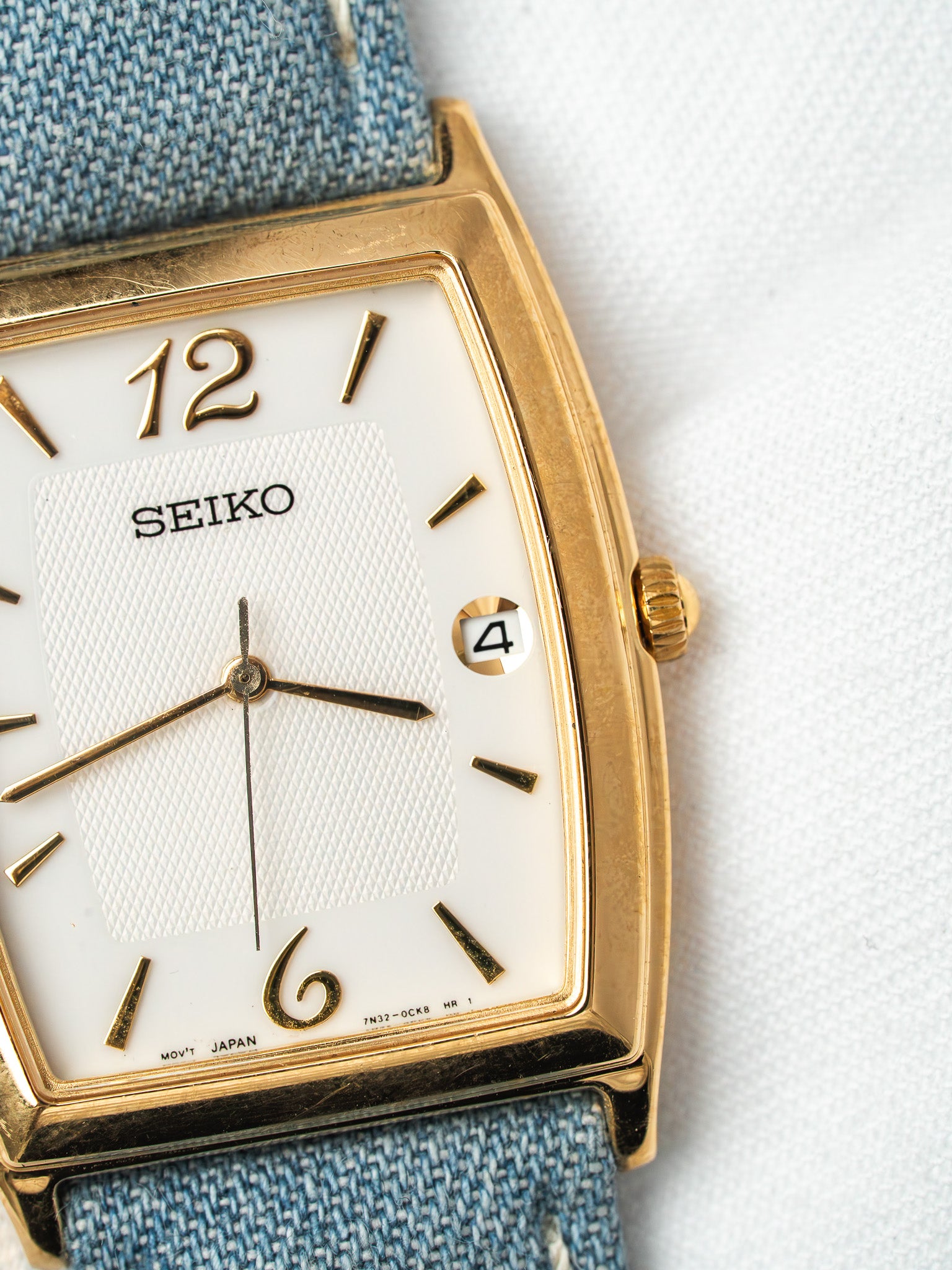 Montre Seiko Vintage Plaqué Or — Tonneau Cadran Blanc (1992)