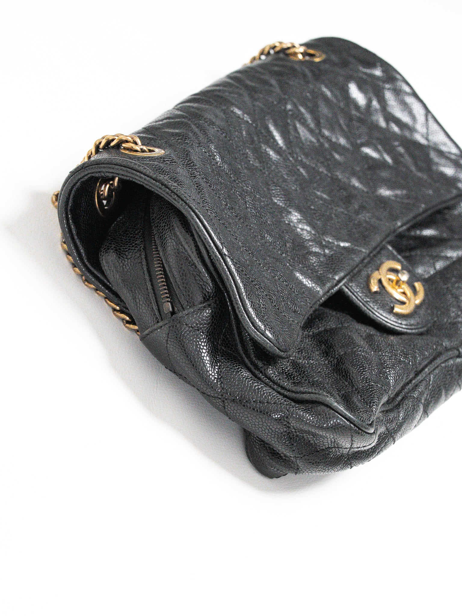 Sac Chanel Vintage en Cuir Caviar Noir Matelassé à Rabat