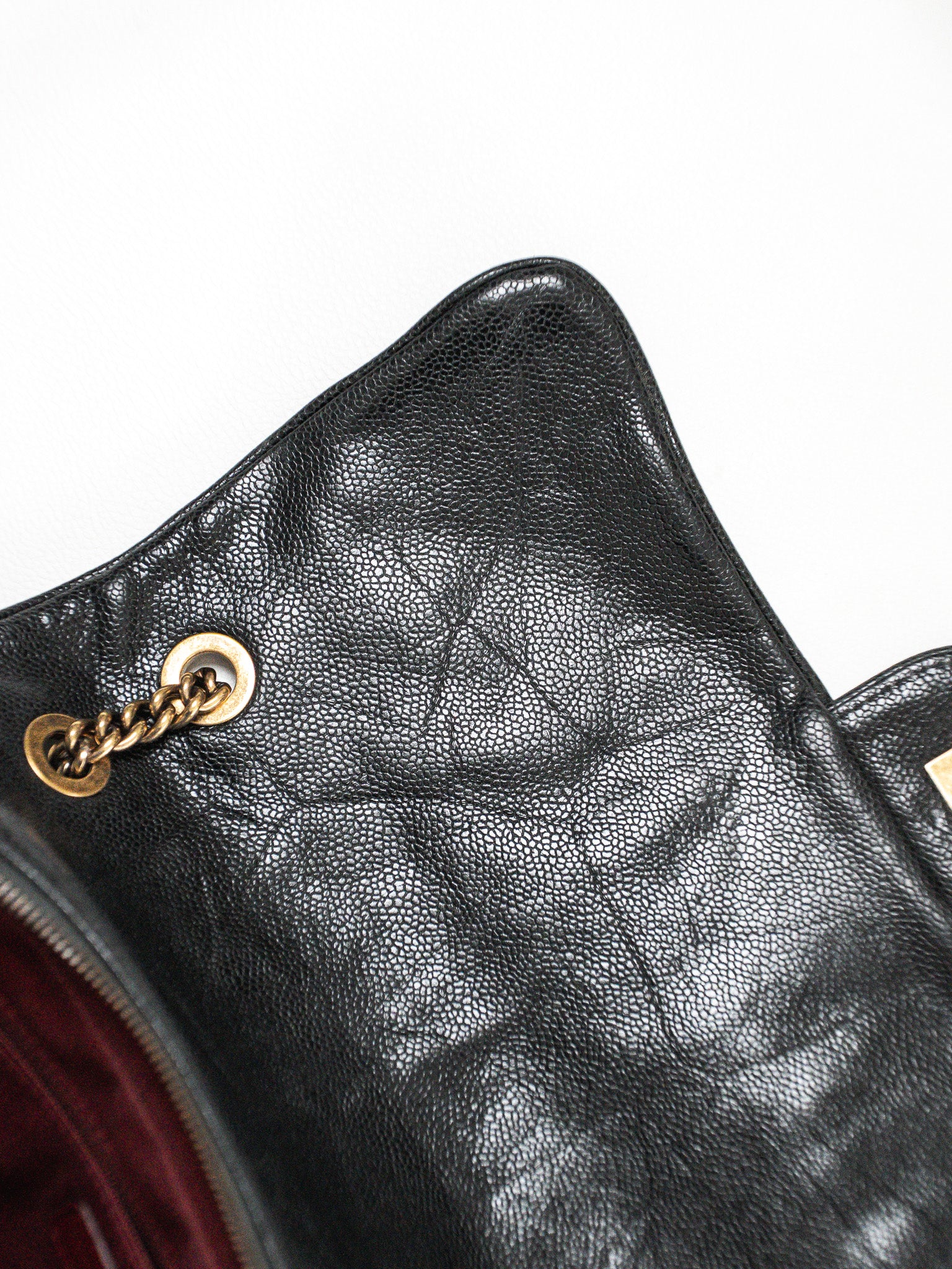 Sac Chanel Vintage en Cuir Caviar Noir Matelassé à Rabat