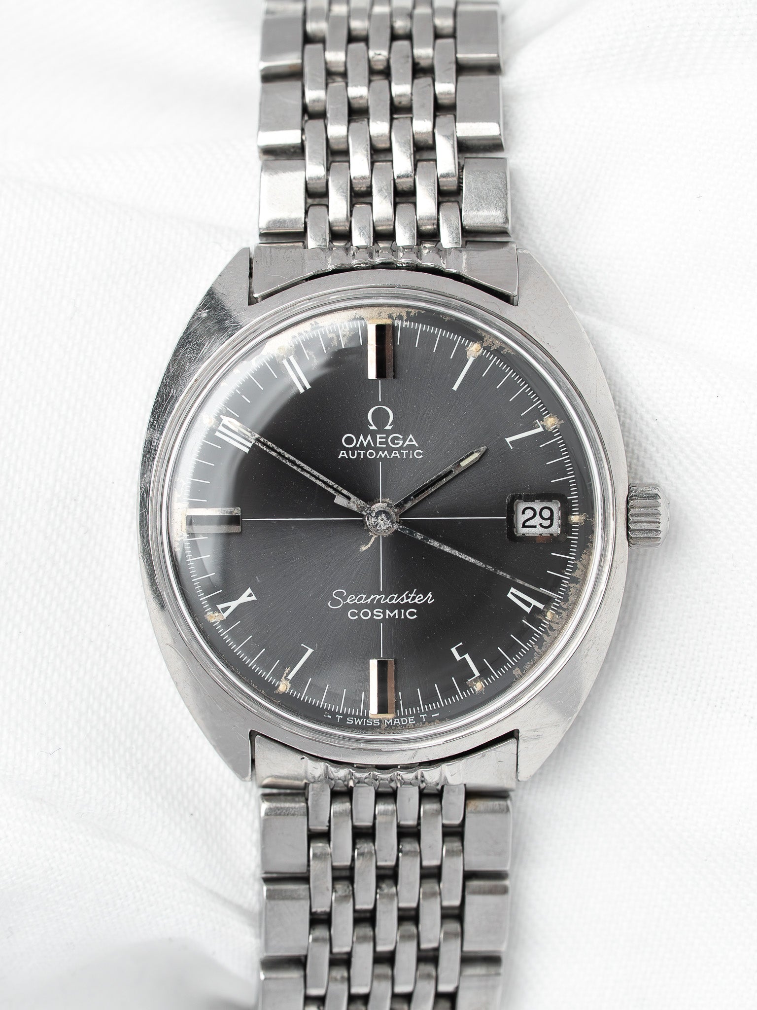 Vintage Omega Seamaster Cosmic 166.023 — Grey Dial (1967) 