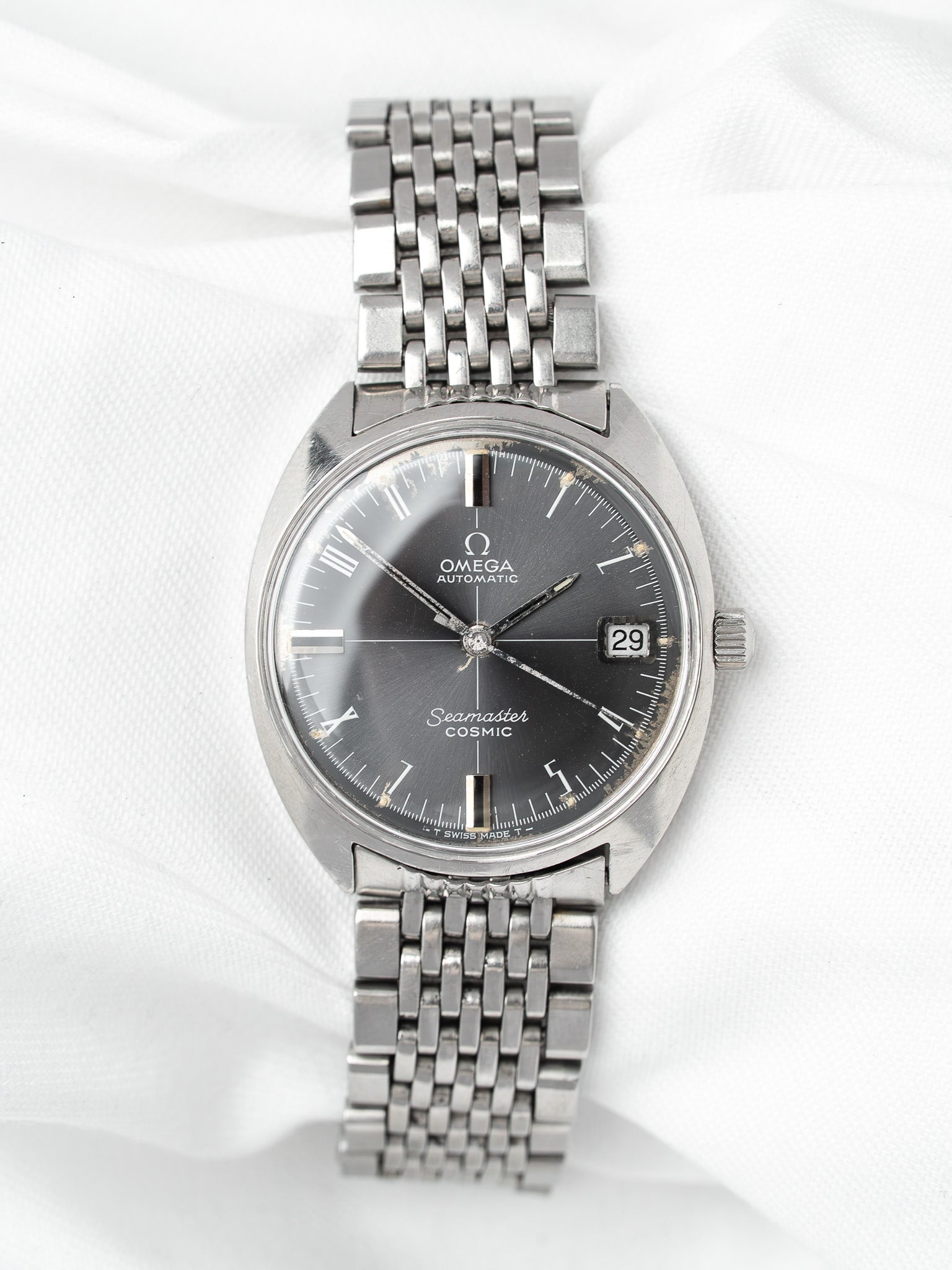 Vintage Omega Seamaster Cosmic 166.023 — Grey Dial (1967) 