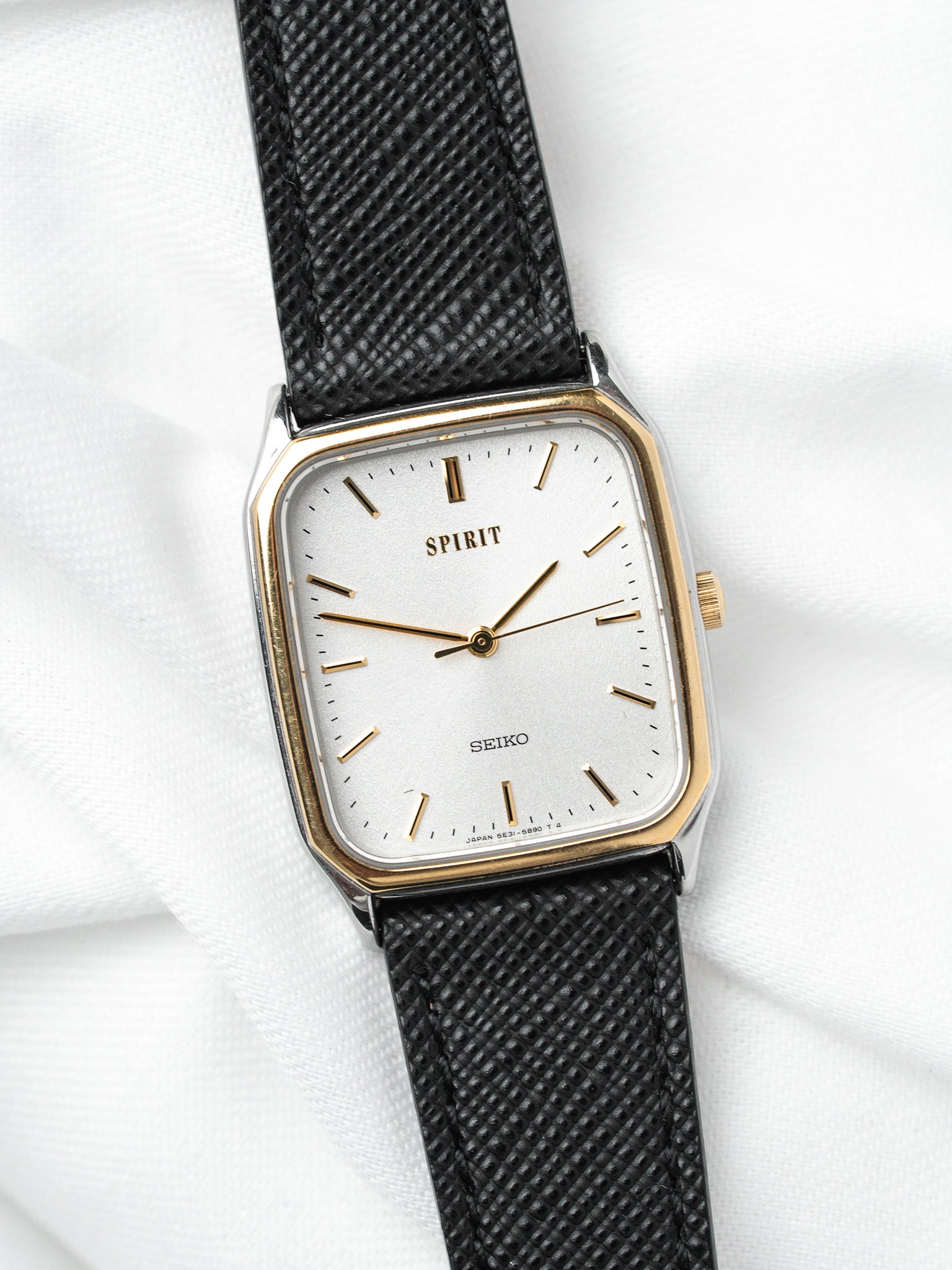 Seiko Spirit Rectangulaire 5E31 — Cadran Blanc (1994)