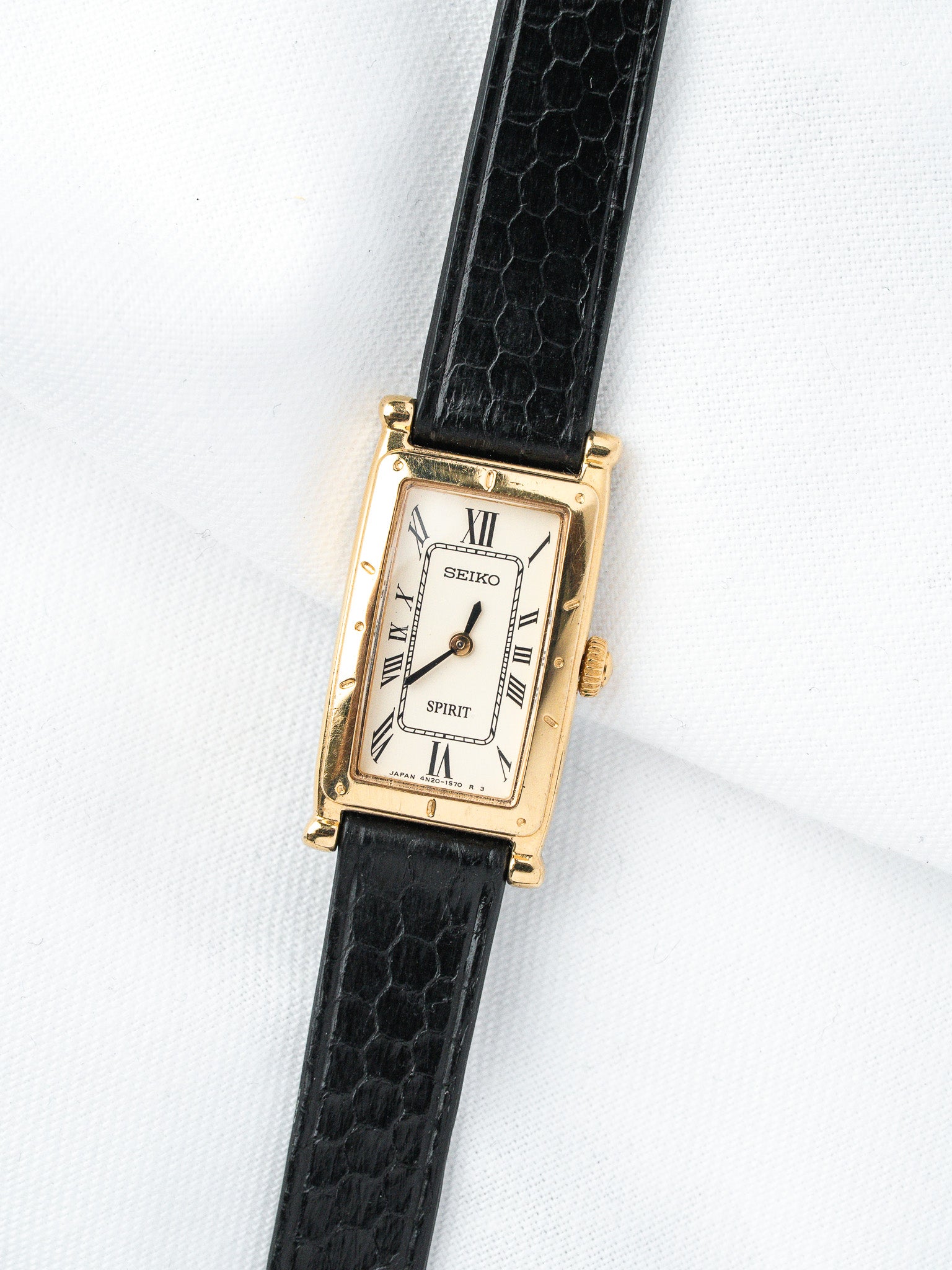 Montre Seiko Spirit Tank Or 16mm — Cadran Blanc Romain (1995)