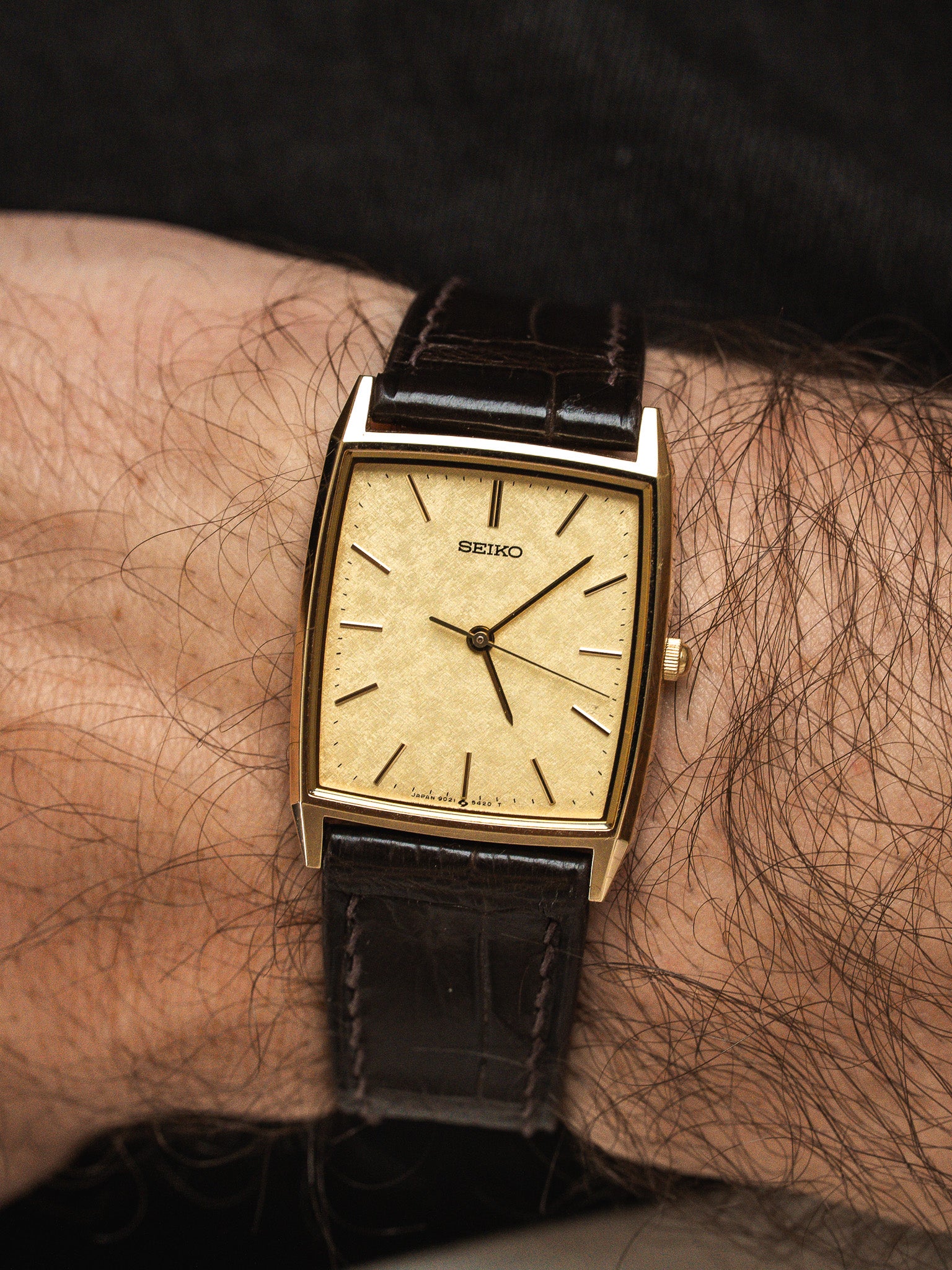 Reloj Seiko Tank Oro 9021-5340 — Esfera dorada (1988) 