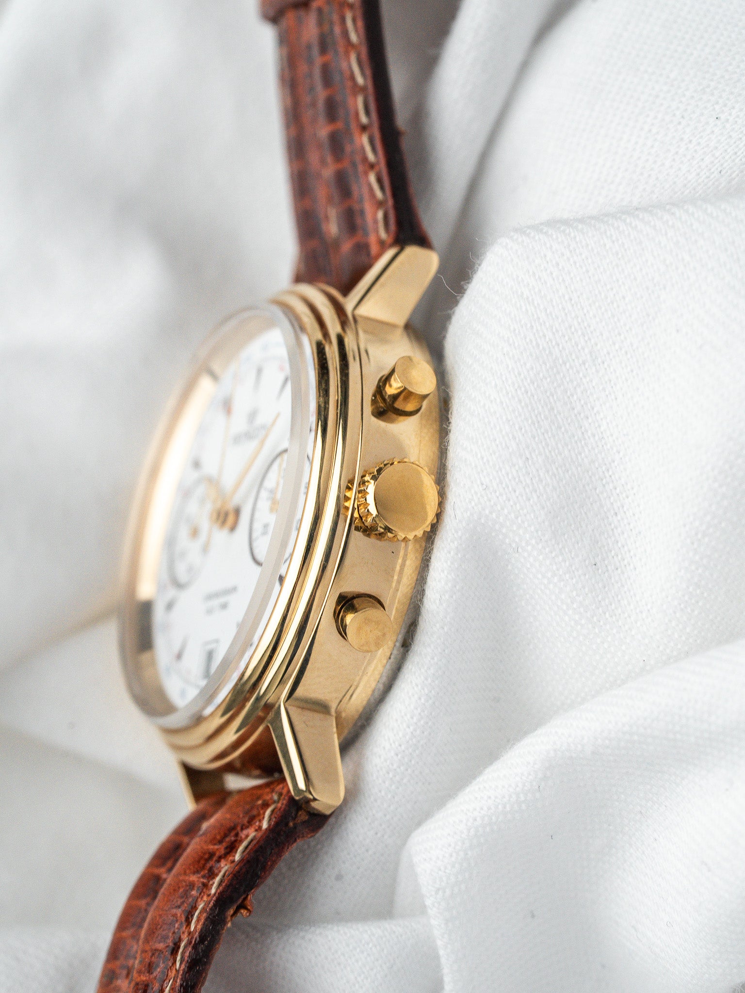 ساعة Pryngeps Chronographe فينتاج - 37 مم مطلية بالذهب (السنوات 1980) 