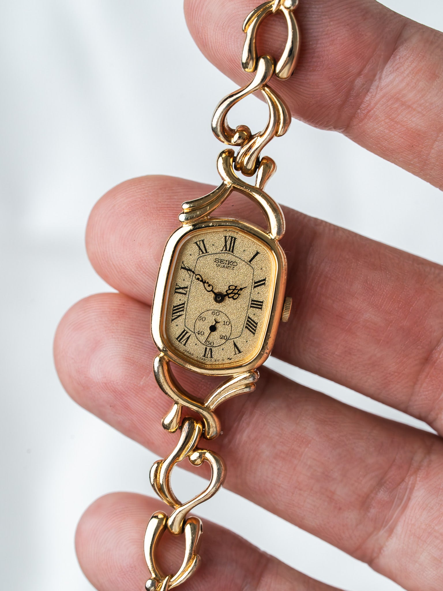 Vintage Seiko Cocktail Watch 2638-5040 Gold-Plated — Gold-Tone (1985) 