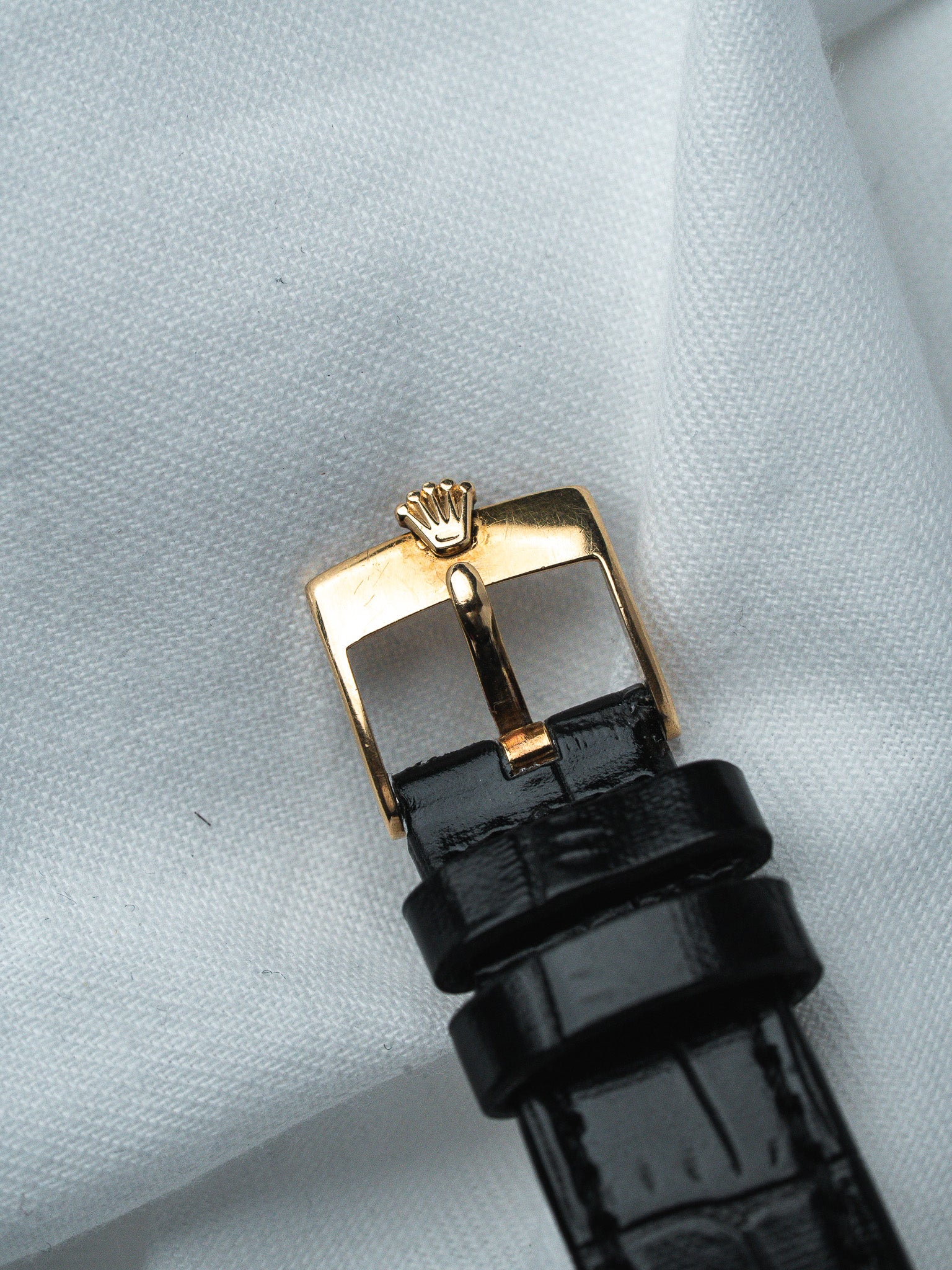 Rolex Datejust 6827 Or 18k — Cadran Noir Lunette Cannelée (1979)