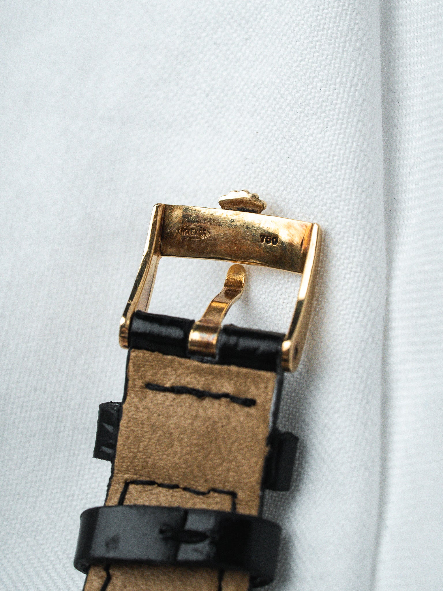 Rolex Datejust 6827 Or 18k — Cadran Noir Lunette Cannelée (1979)