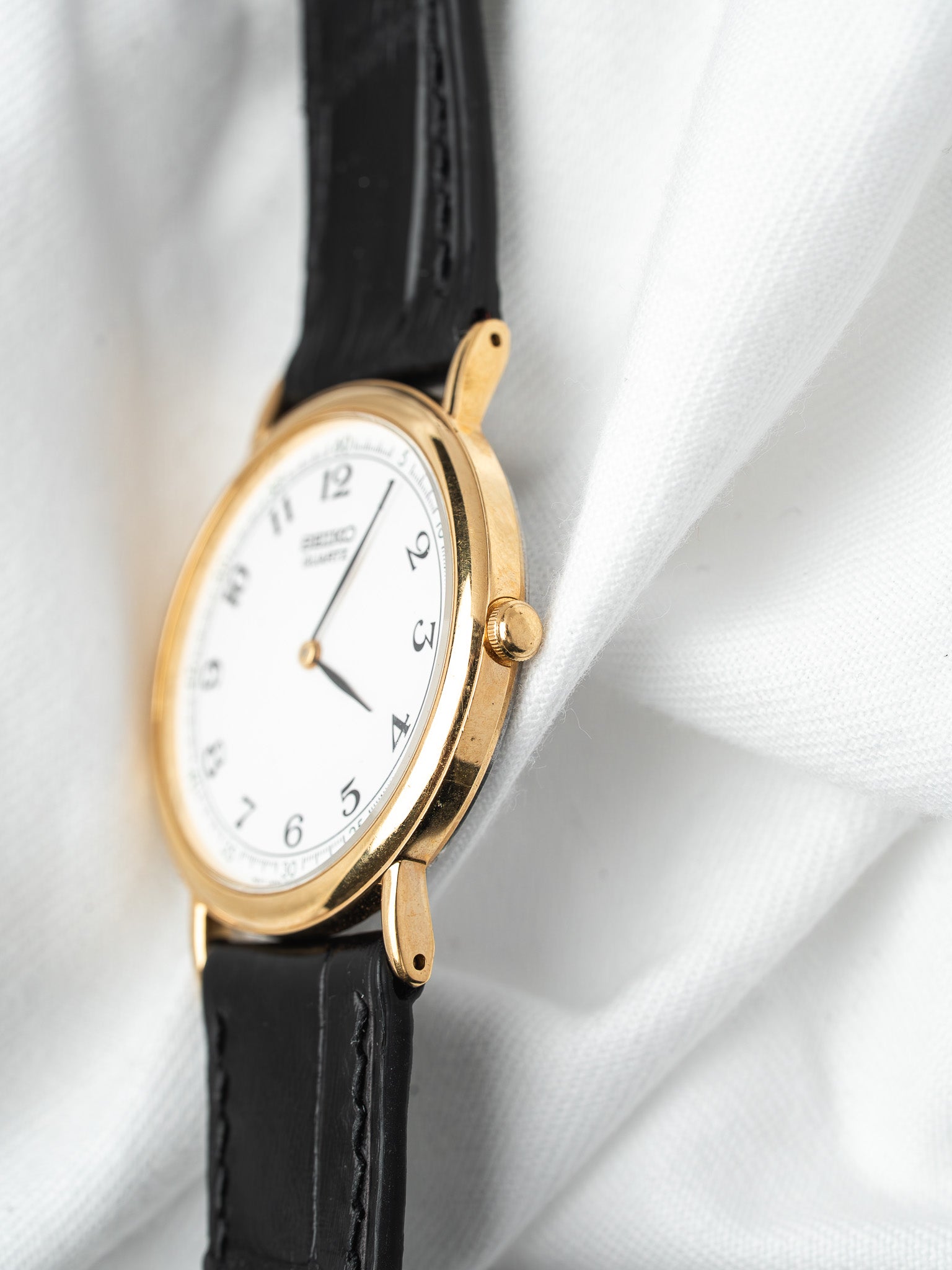Montre Seiko 7N00-8A00 Plaqué Or — Cadran Blanc Arabe (2001)