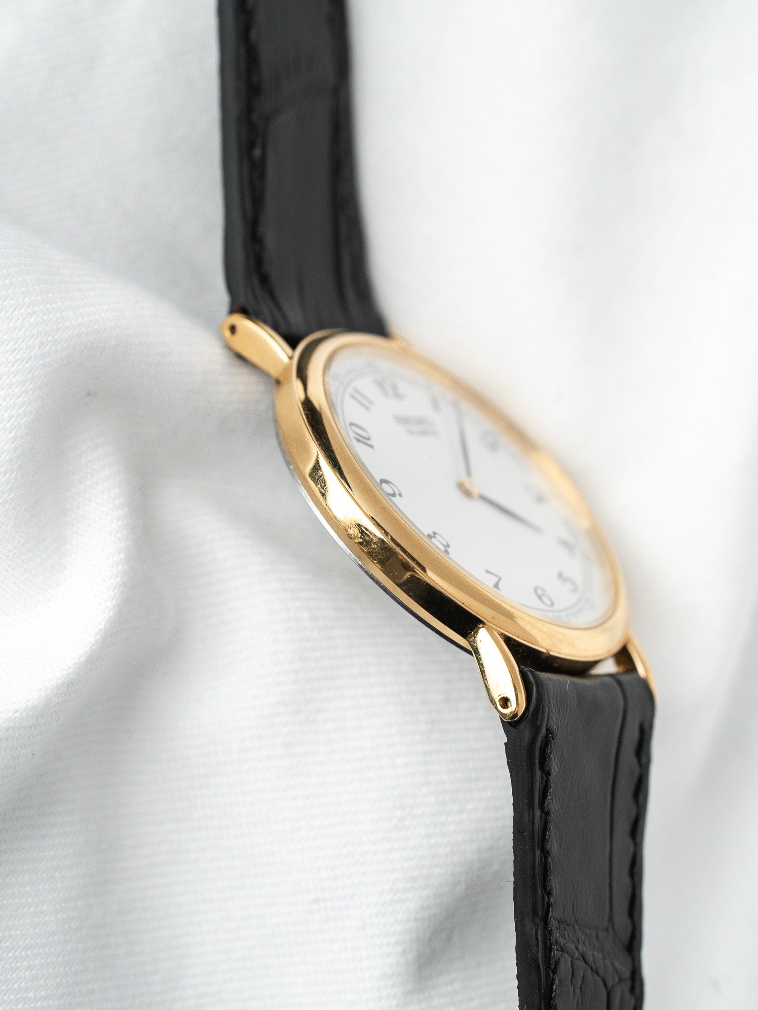 Montre Seiko 7N00-8A00 Plaqué Or — Cadran Blanc Arabe (2001)