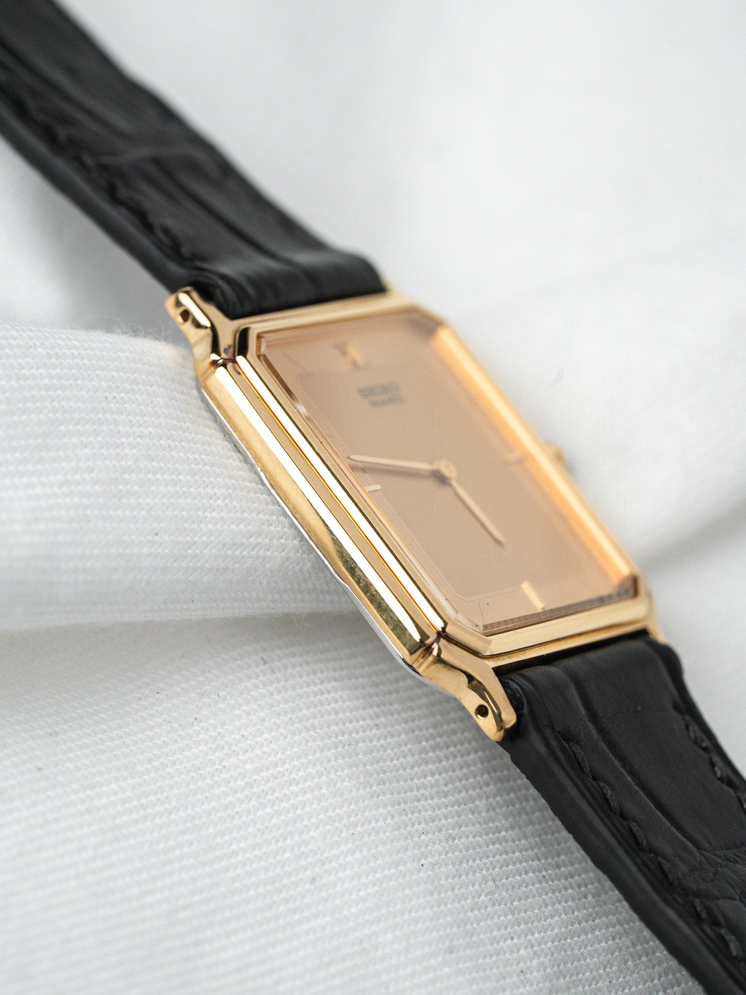 Montre Seiko Dolce 9520-5140 Plaqué Or — Tank Doré (1985)