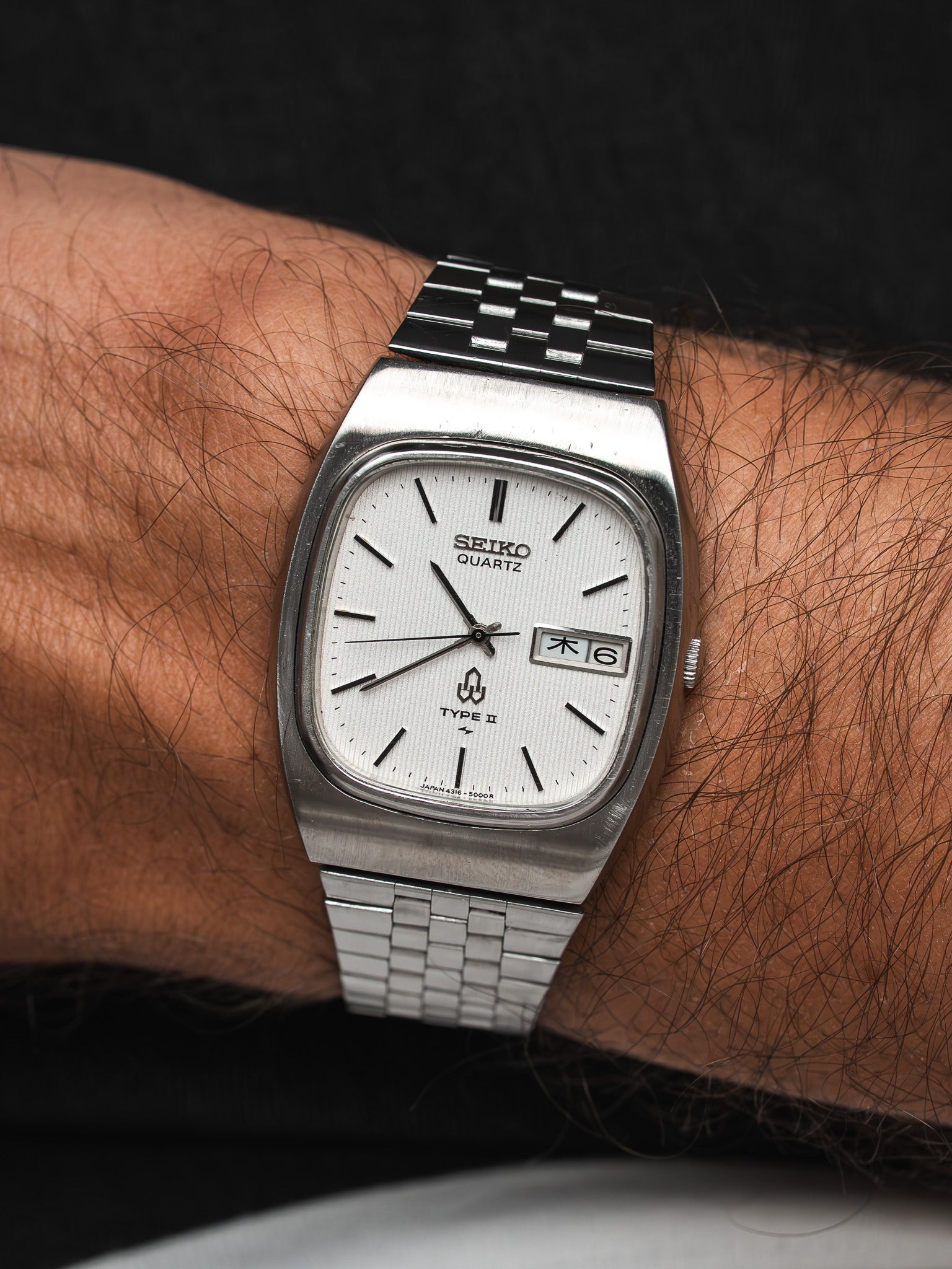 Seiko Type II 4318-5000 Coussin — Cadran Argenté Tapisserie (1977)