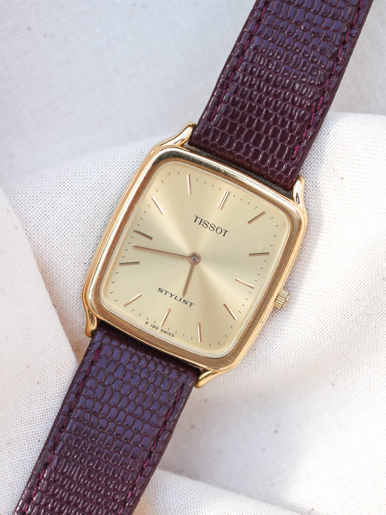 TIssot - Tonneau Stylist plaqué or - 1990s