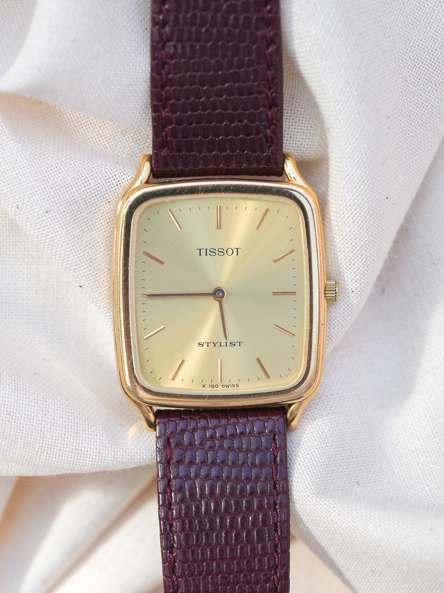 TIssot - Tonneau Stylist plaqué or - 1990s