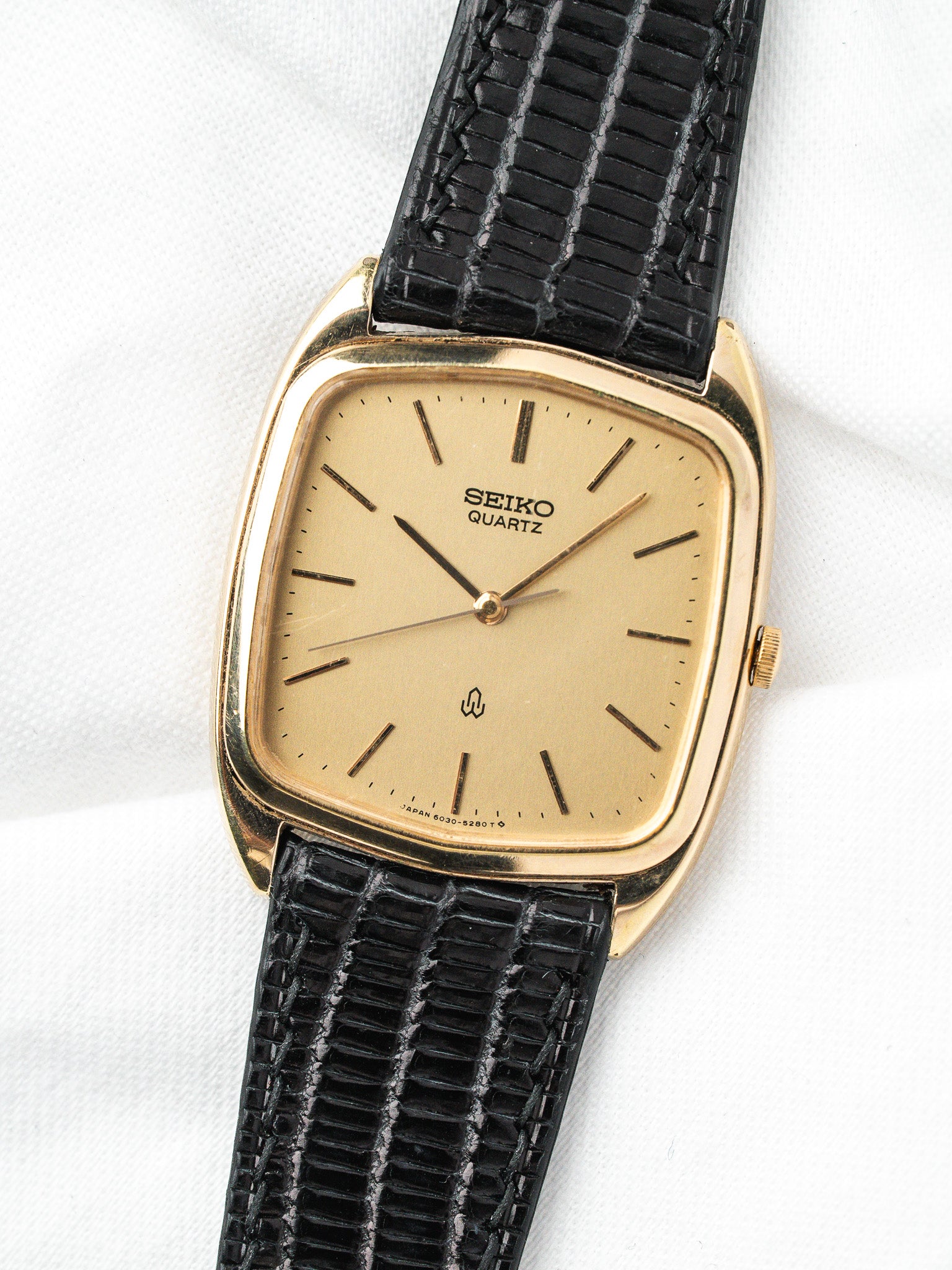 Seiko Vintage 6030-5250 Watch — Подушка с позолотой (1980) 