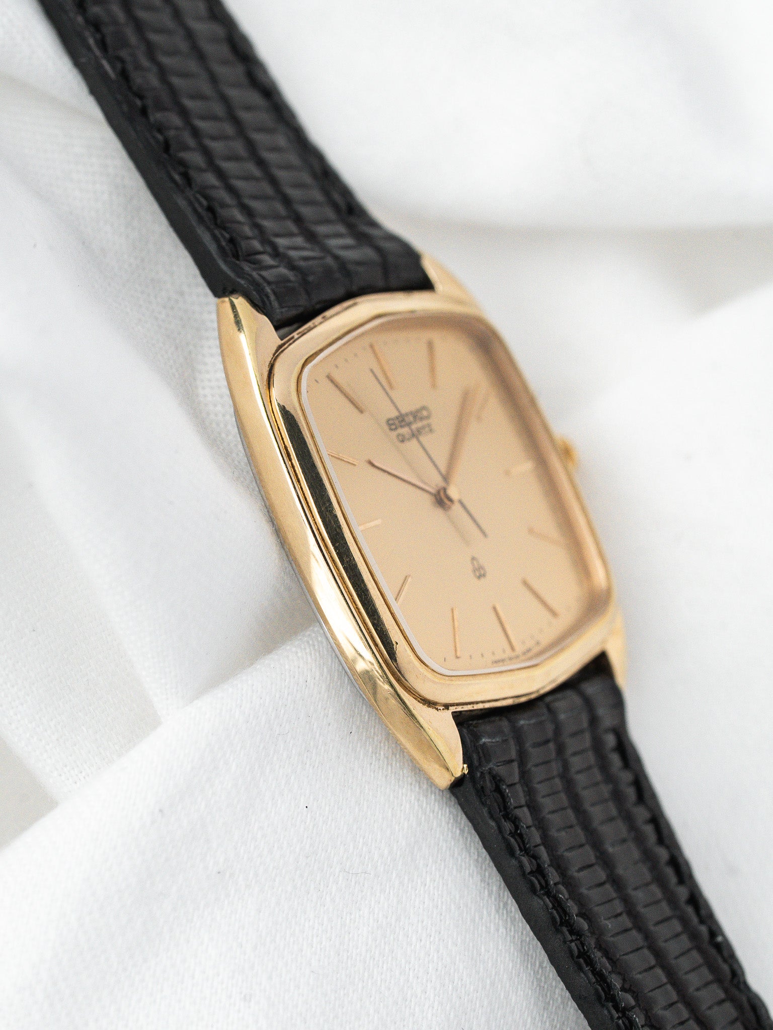 Seiko Vintage 6030-5250 Watch — Подушка с позолотой (1980) 