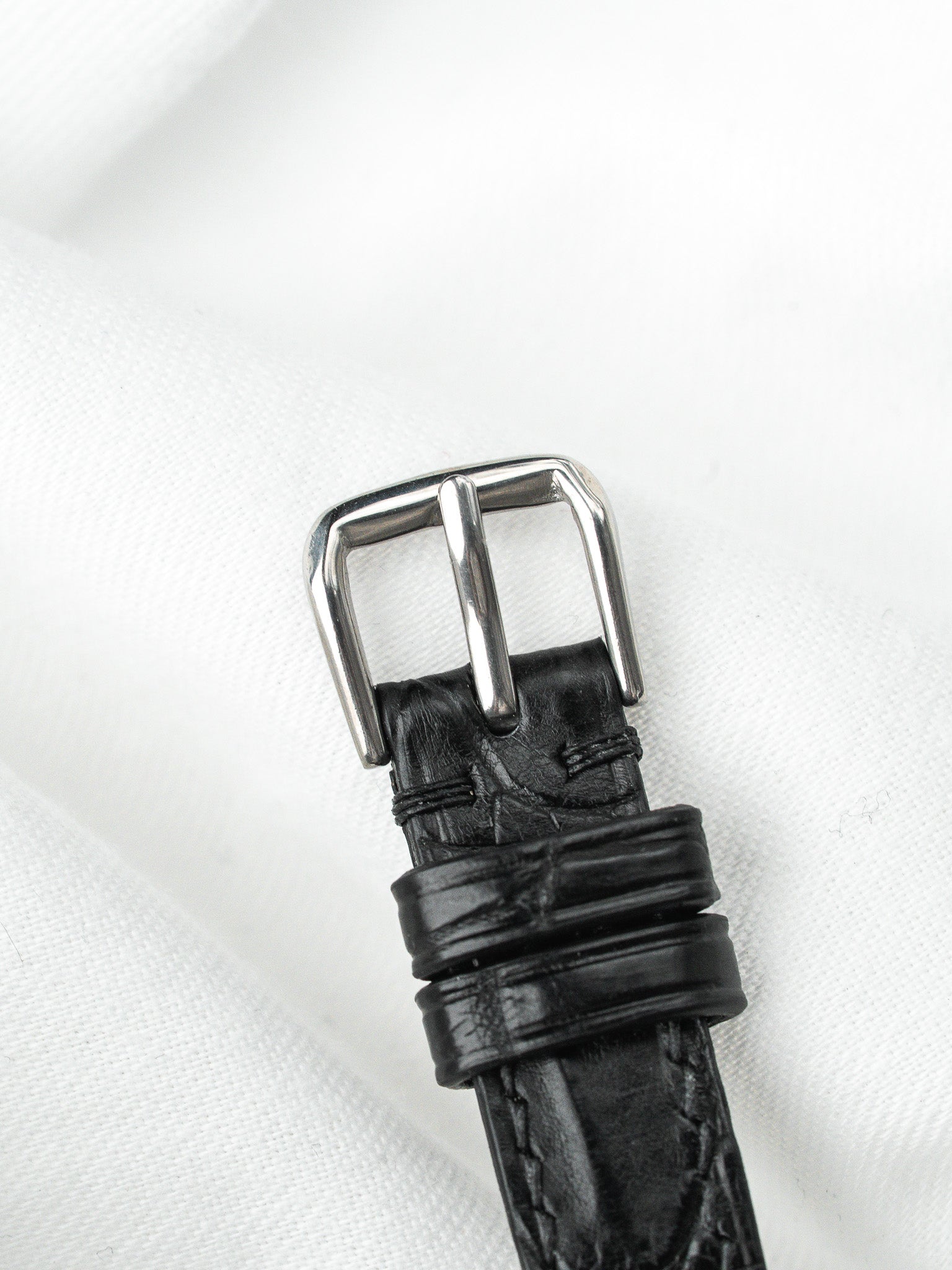 Montre Seiko Mélodie V421-0040 — Cadran Partition Aiguilles Éclair (1990)