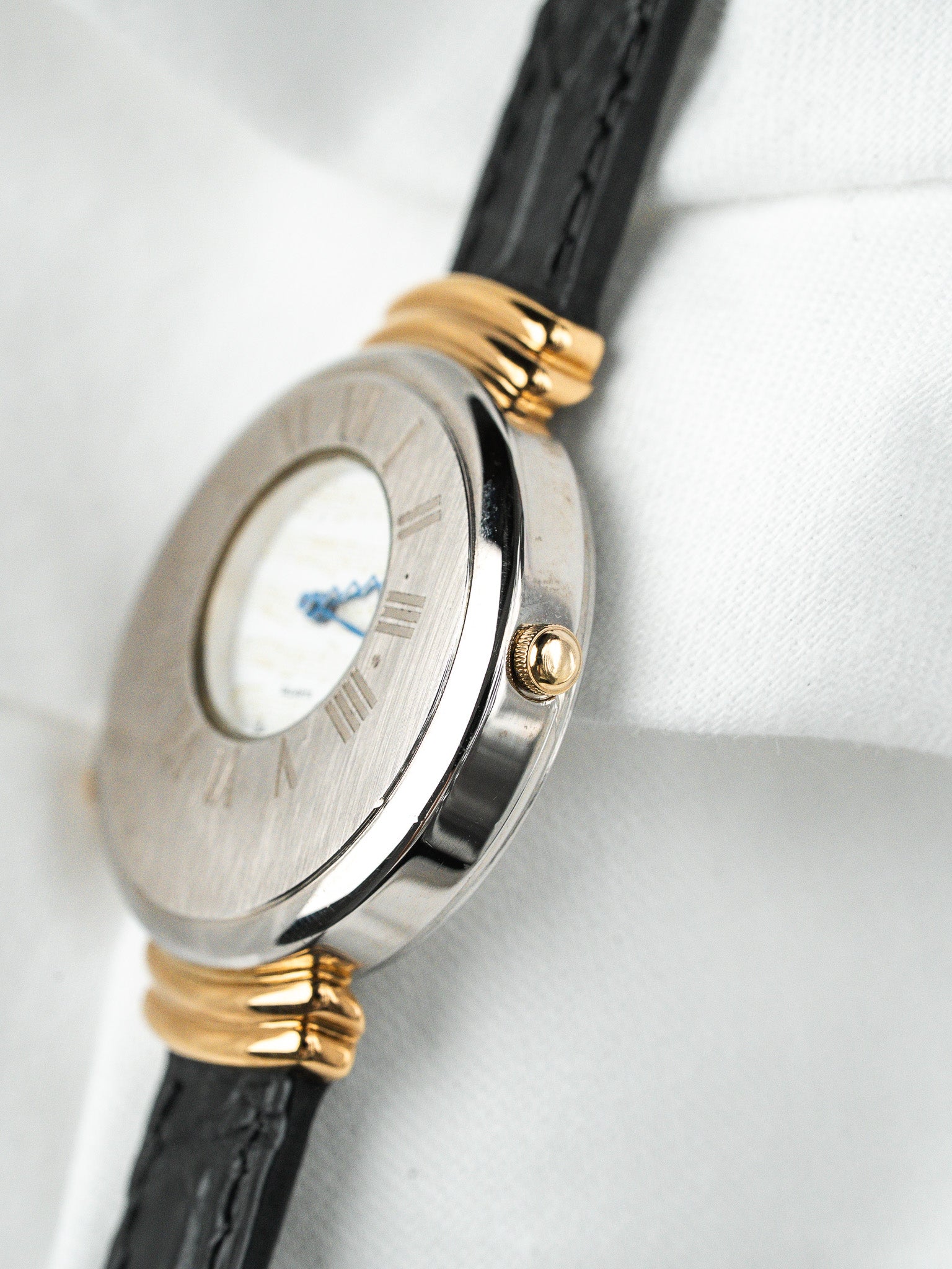 Montre Seiko Mélodie V421-0040 — Cadran Partition Aiguilles Éclair (1990)