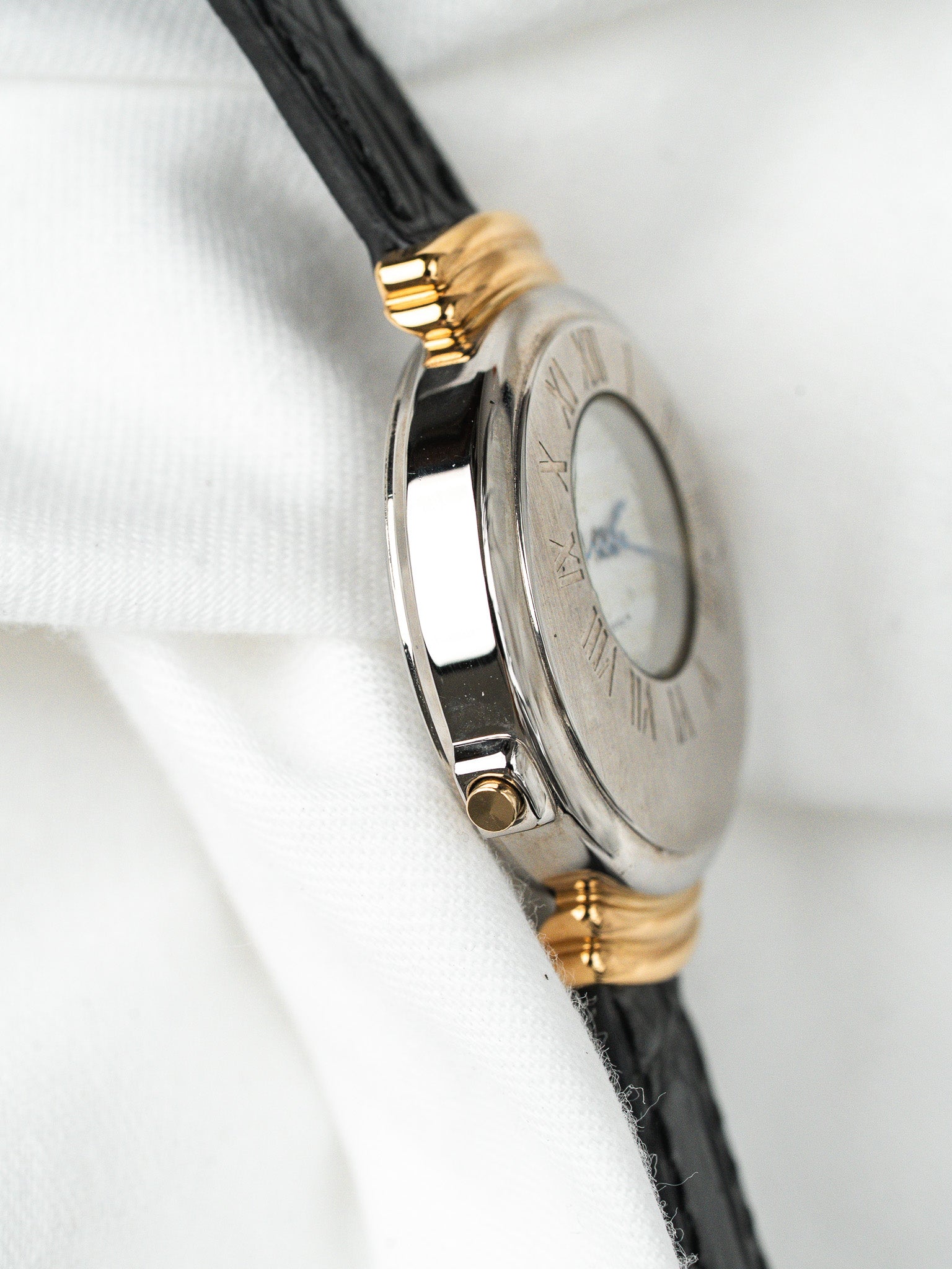 Montre Seiko Mélodie V421-0040 — Cadran Partition Aiguilles Éclair (1990)