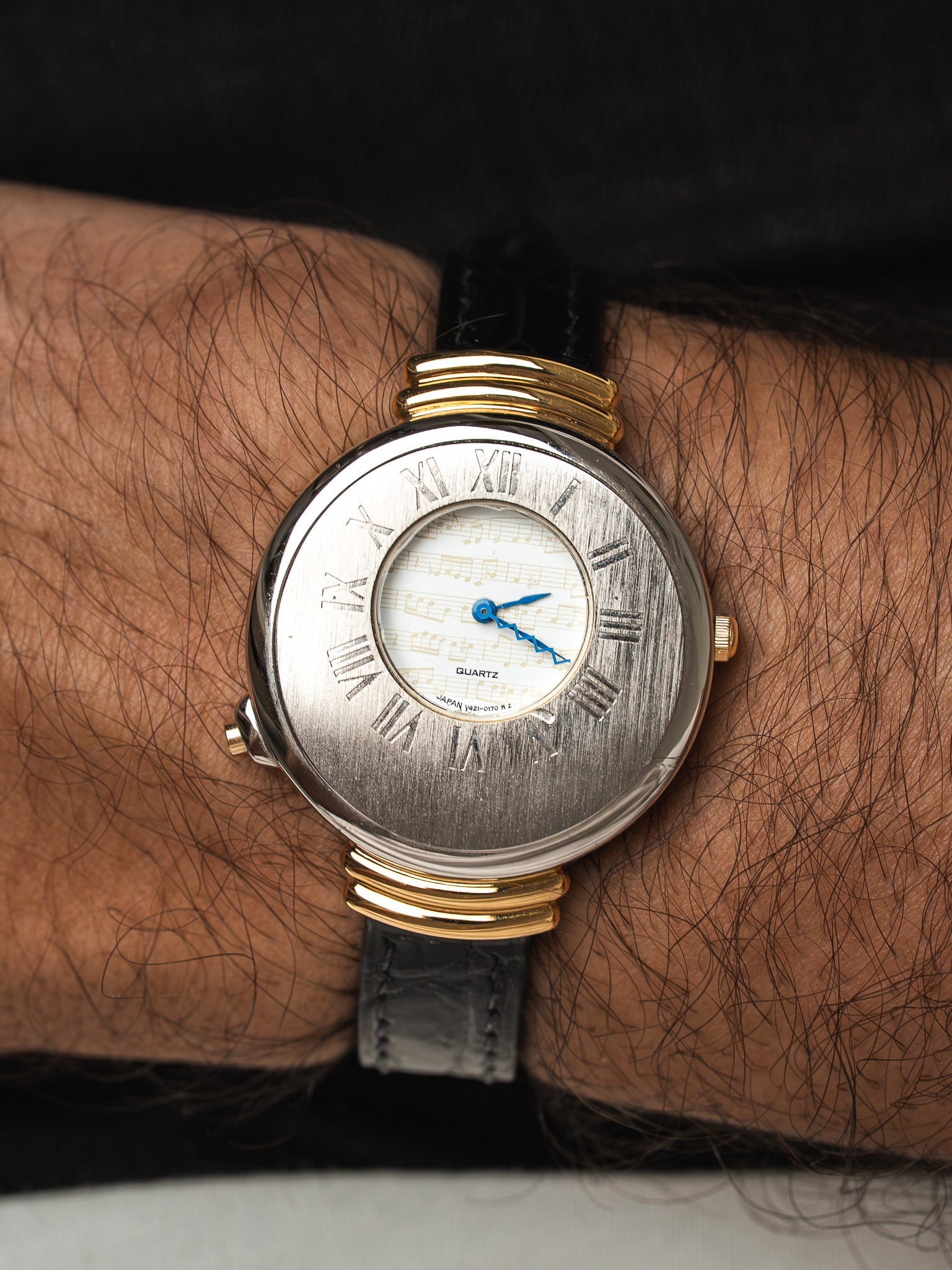 Montre Seiko Mélodie V421-0040 — Cadran Partition Aiguilles Éclair (1990)