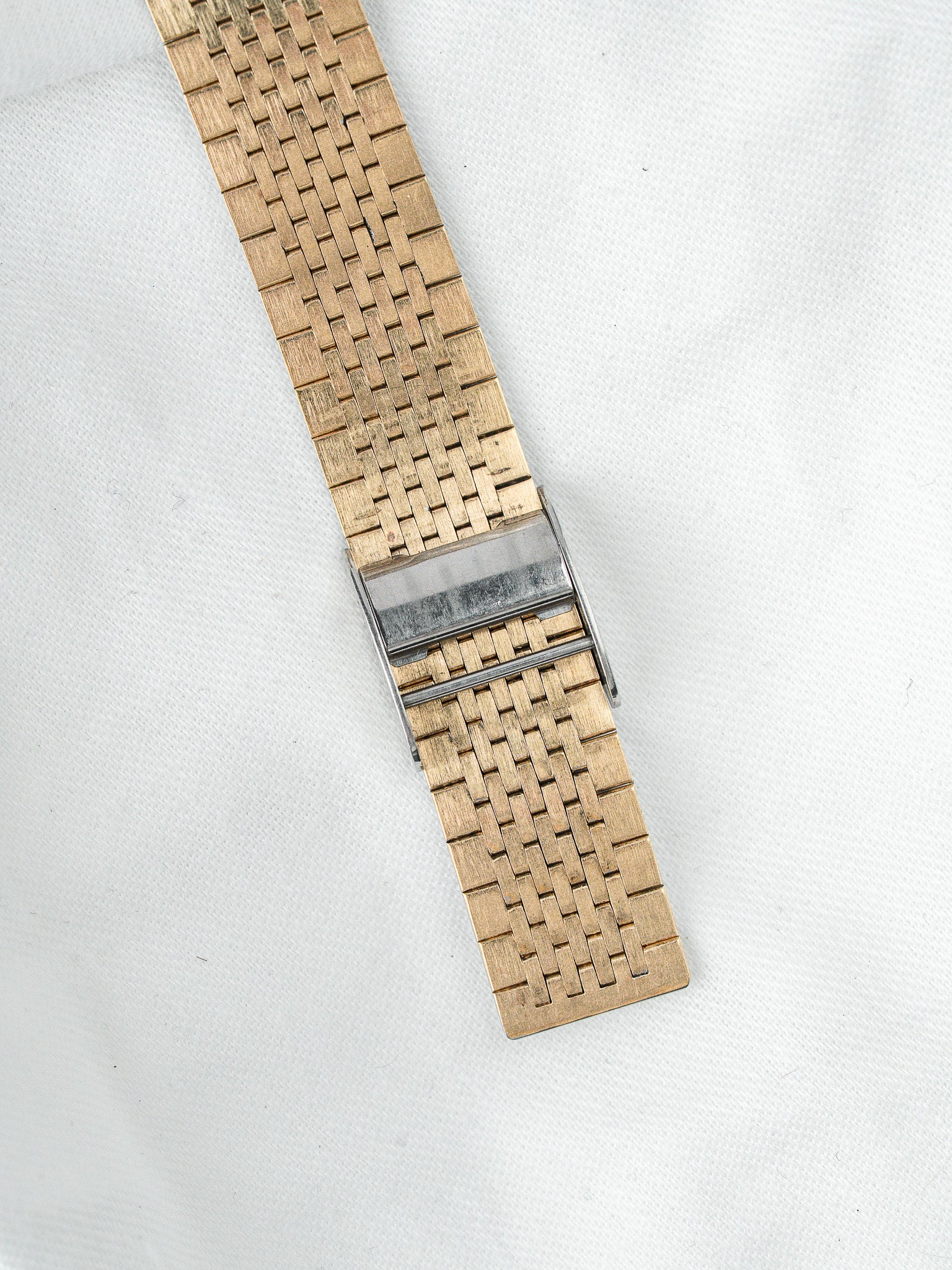 Seiko Lord Quartz Watch 7143-7000 Gold-Plated — Kanji Day (1979) 