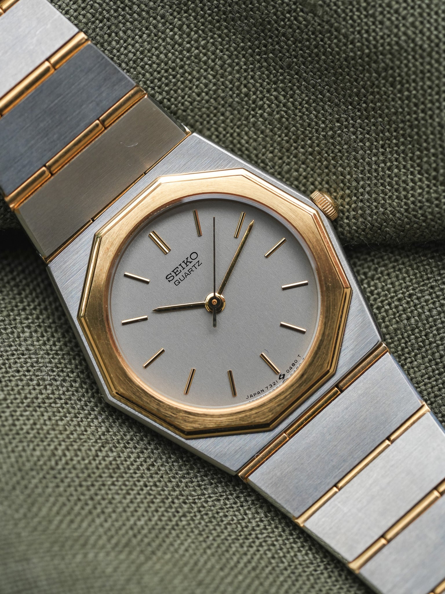 Seiko - Mini Acier Or Cadran Acier - NOS - 1984
