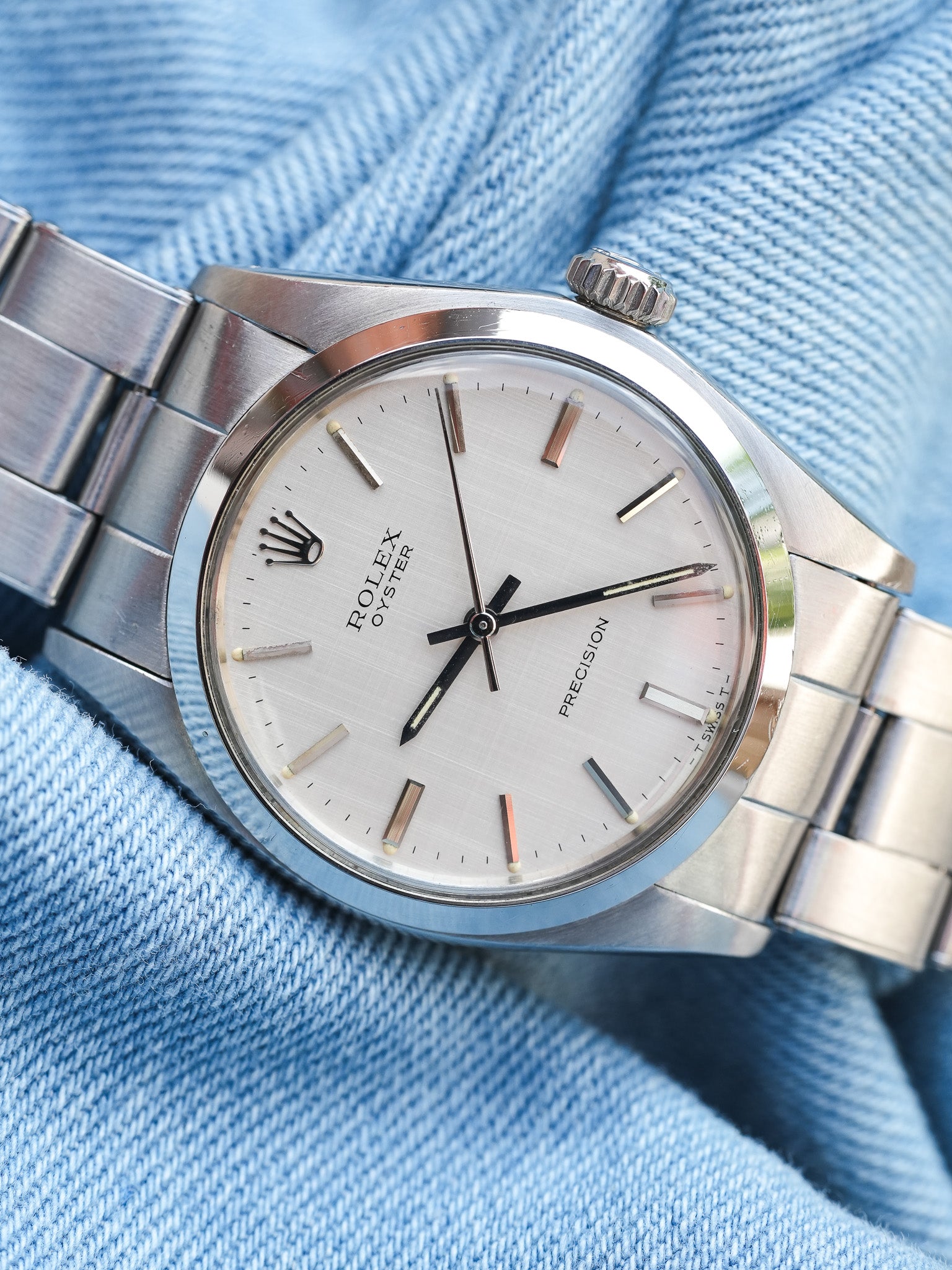 Rolex - Oyster Extra fine 6426 Silver linen dial - 1971 