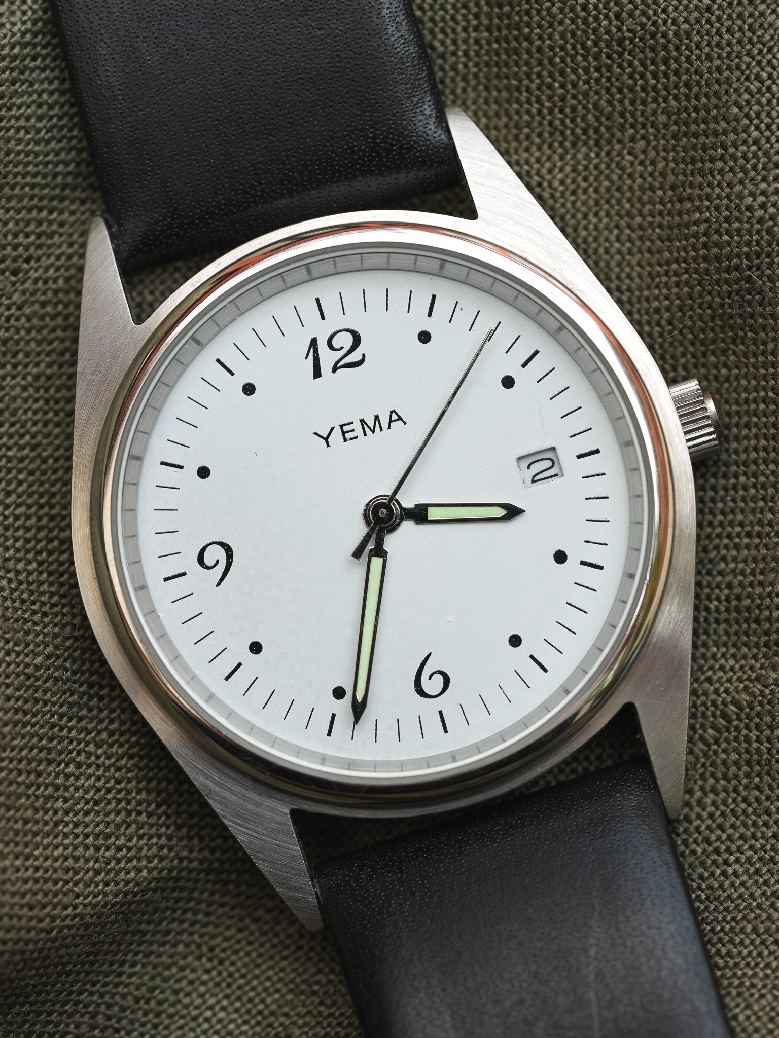 Yema - Acier Brossé Date 3H - 2000s