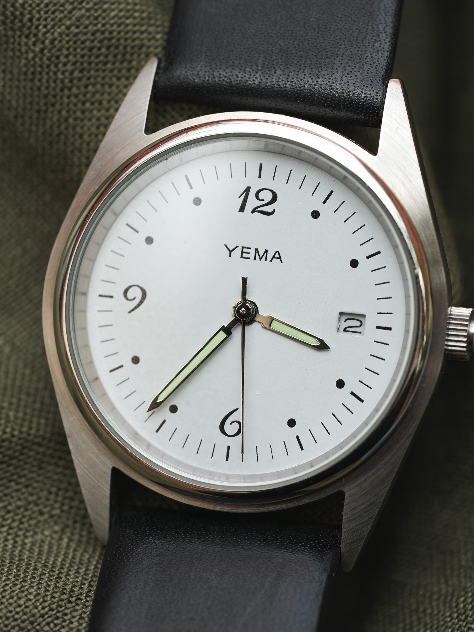 Yema - Acier Brossé Date 3H - 2000s