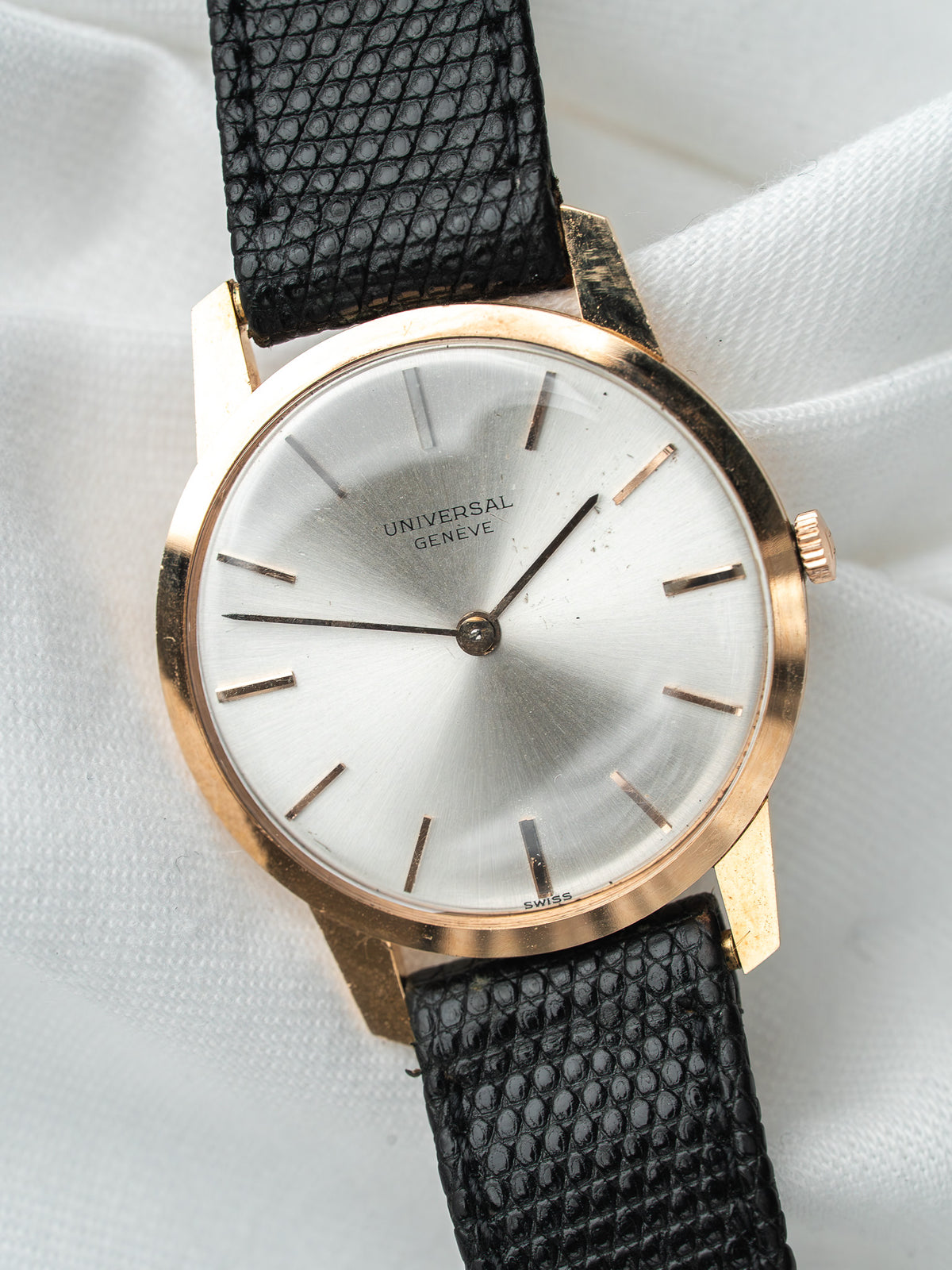Universal Genève Vintage Uhr - 18 Karat Roségold Extra Flach (1964) 
