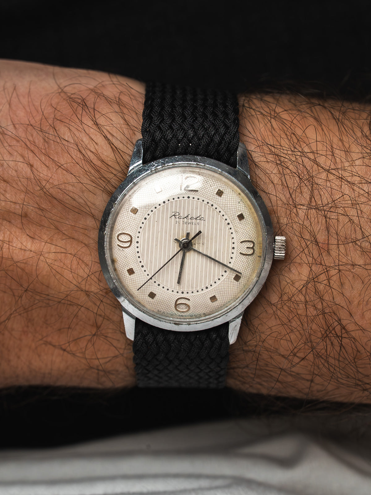 Raketa USSR Watch — Guilloché Dial 21 Jewels (1970s) 