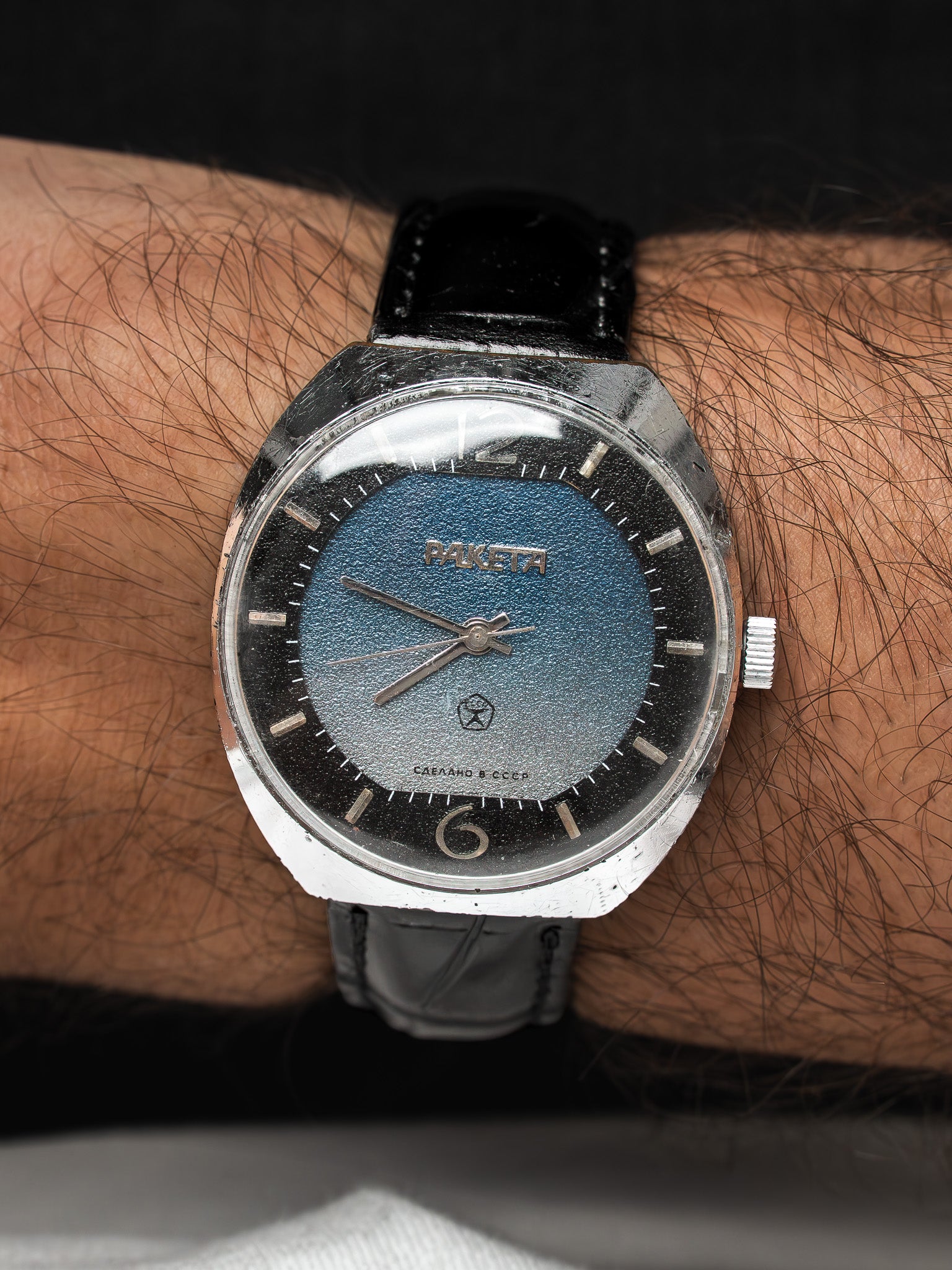 Raketa USSR Watch — Hexagonal Blue Granite-Textured Dial (1970s) 