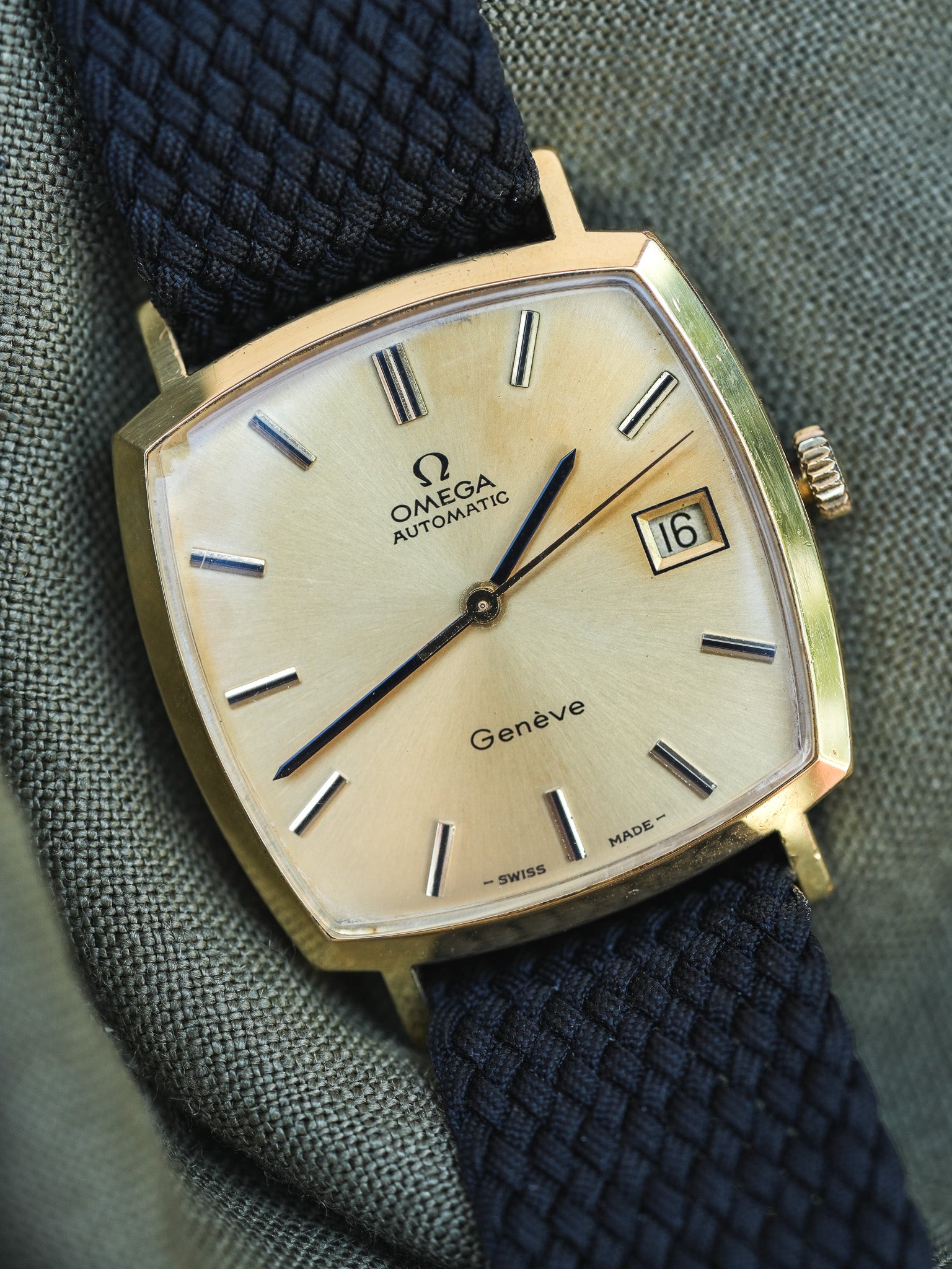 Omega - Genève Carré Plaqué or - 1973