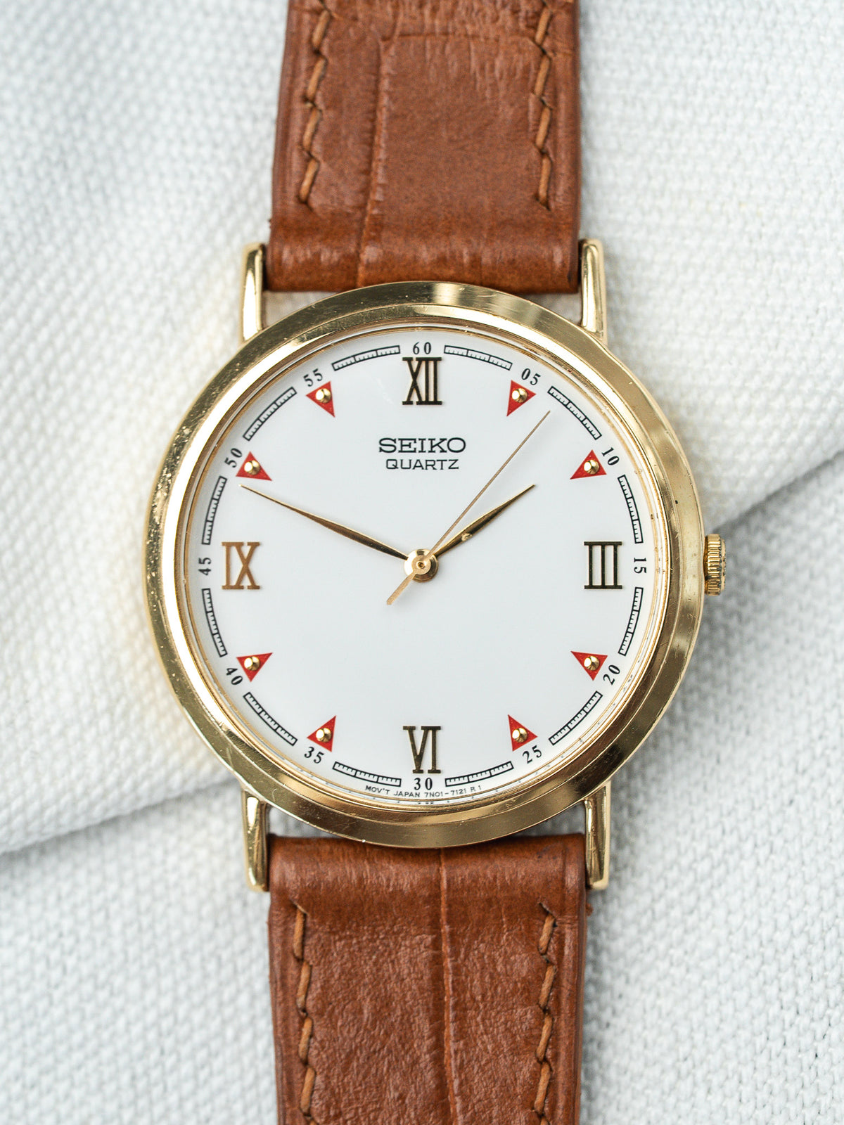Bracelet cuir marron et boucle ardillon - Montre Seiko 7N01-7001 - Atelier Victor