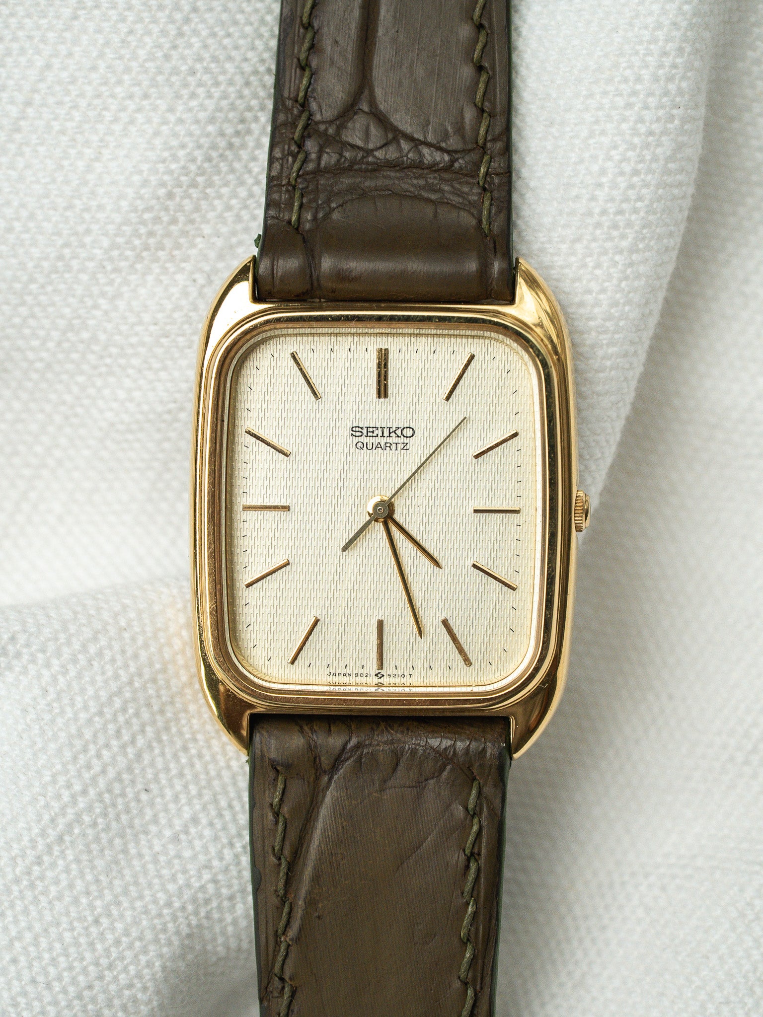 新品電池 SEIKO セイコー 9021-517A 腕時計 1984年製 メンズ Vintage Seiko Watch 9021-517A Champagne | Atelier Victor