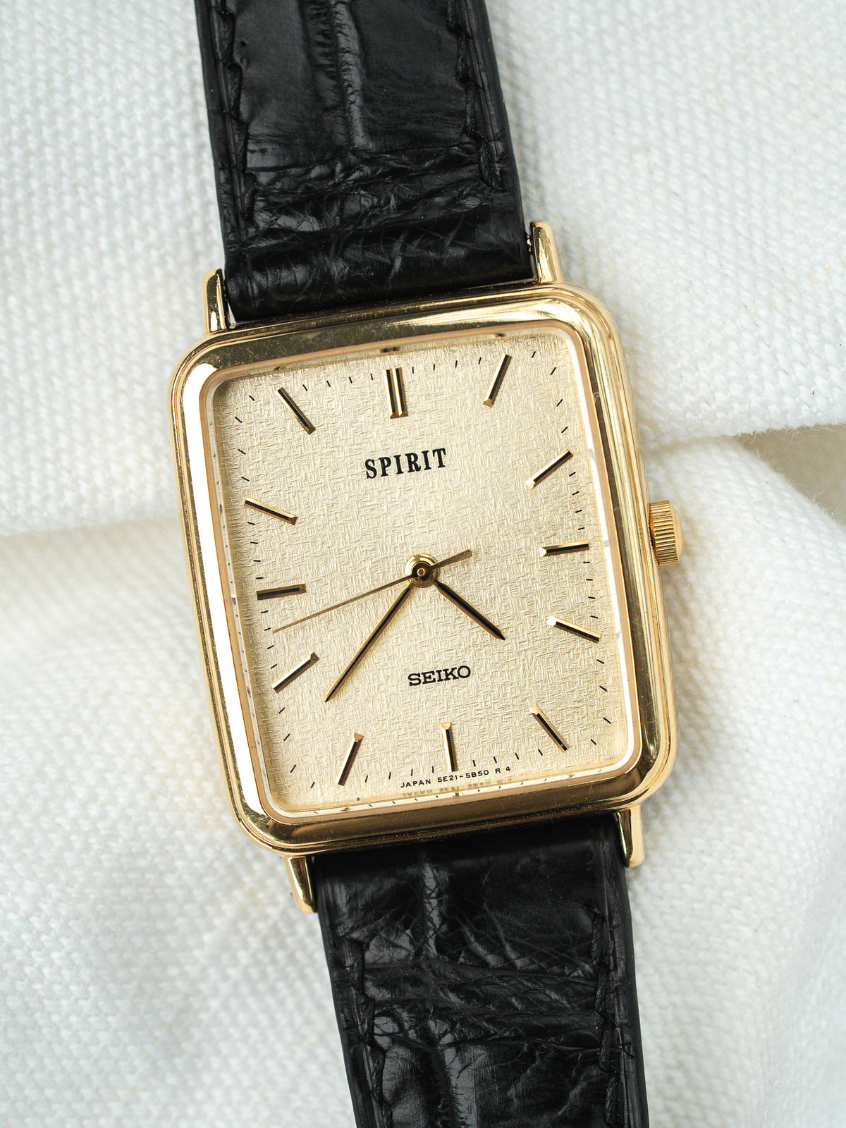 Portée au poignet - Montre Seiko Spirit 5E21-5B50 - Atelier Victor