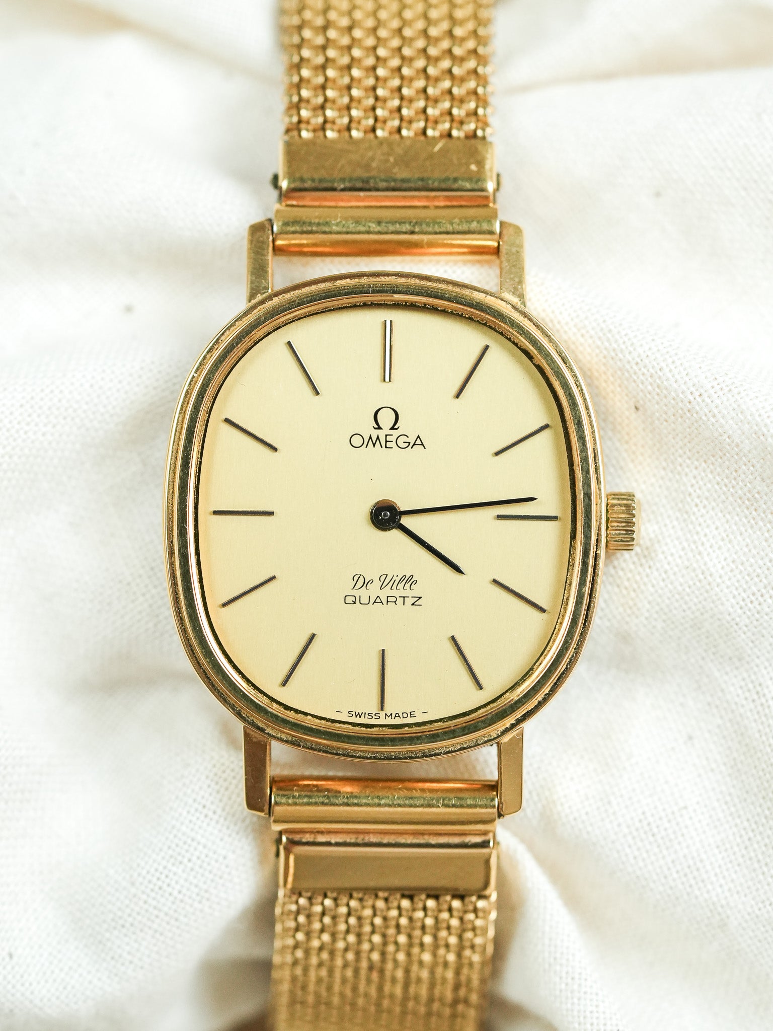 Omega - De Ville 191.0046 Tonneau chapado en oro pulsera de malla - 1978 