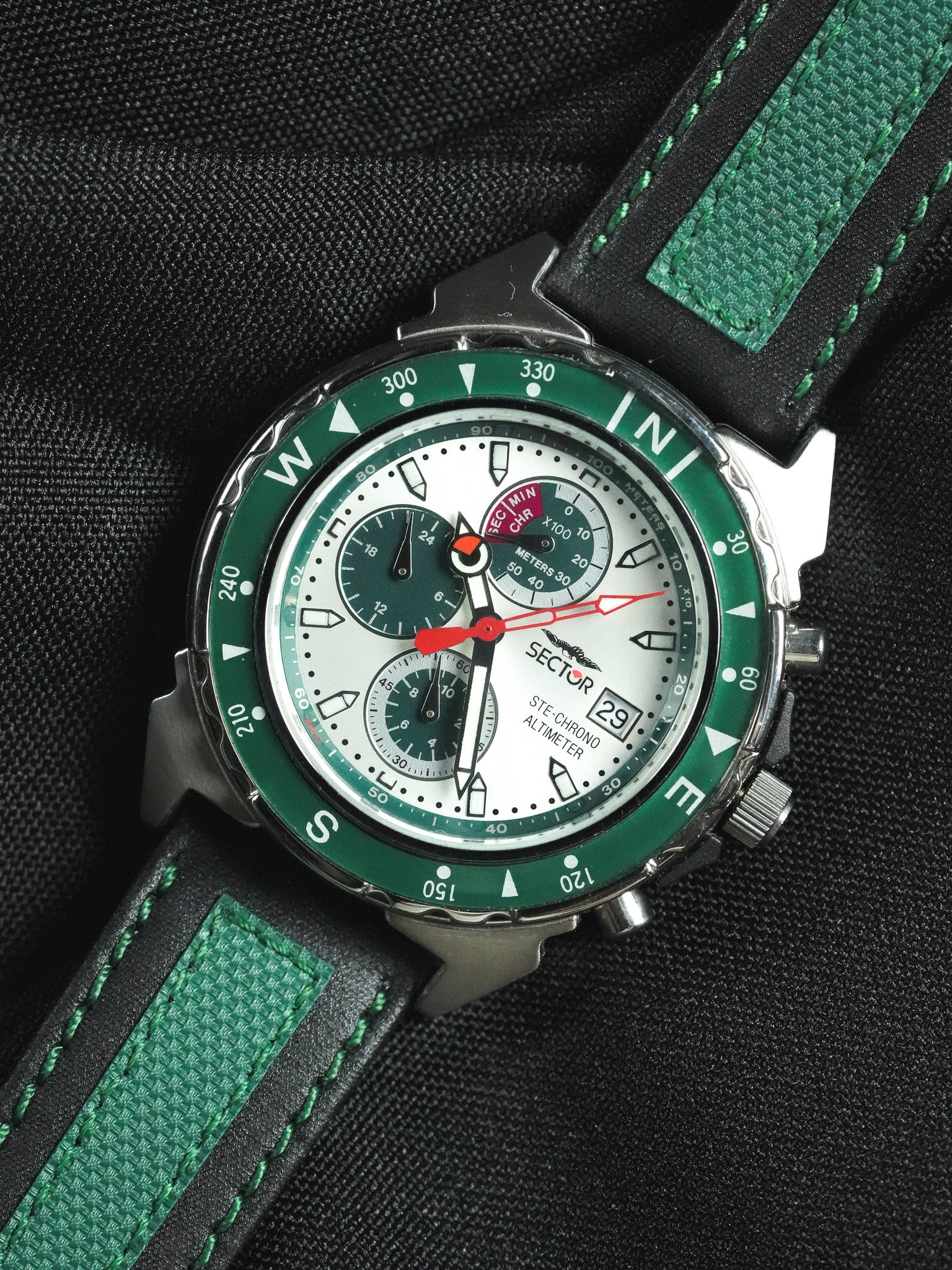 Sector - Chronograph Grün Stahl Hörner Scarab - Neu aus Lager - 1990s 