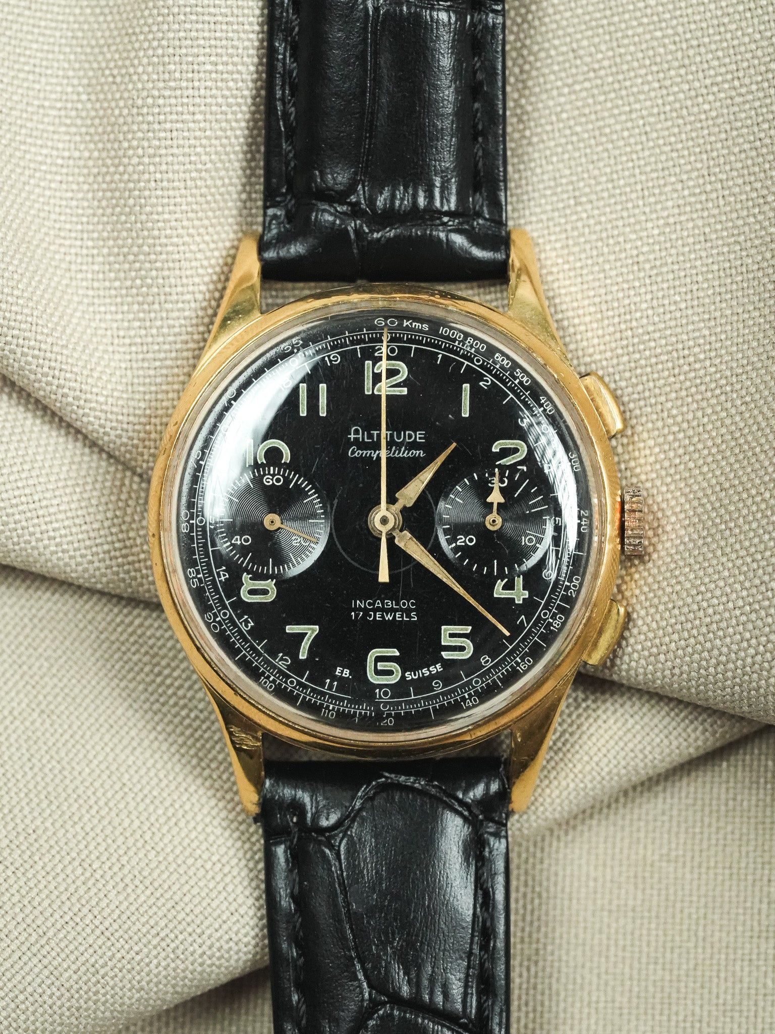 Altitude Competition - Venus 188 Black Gold Chronograph - 1960s 