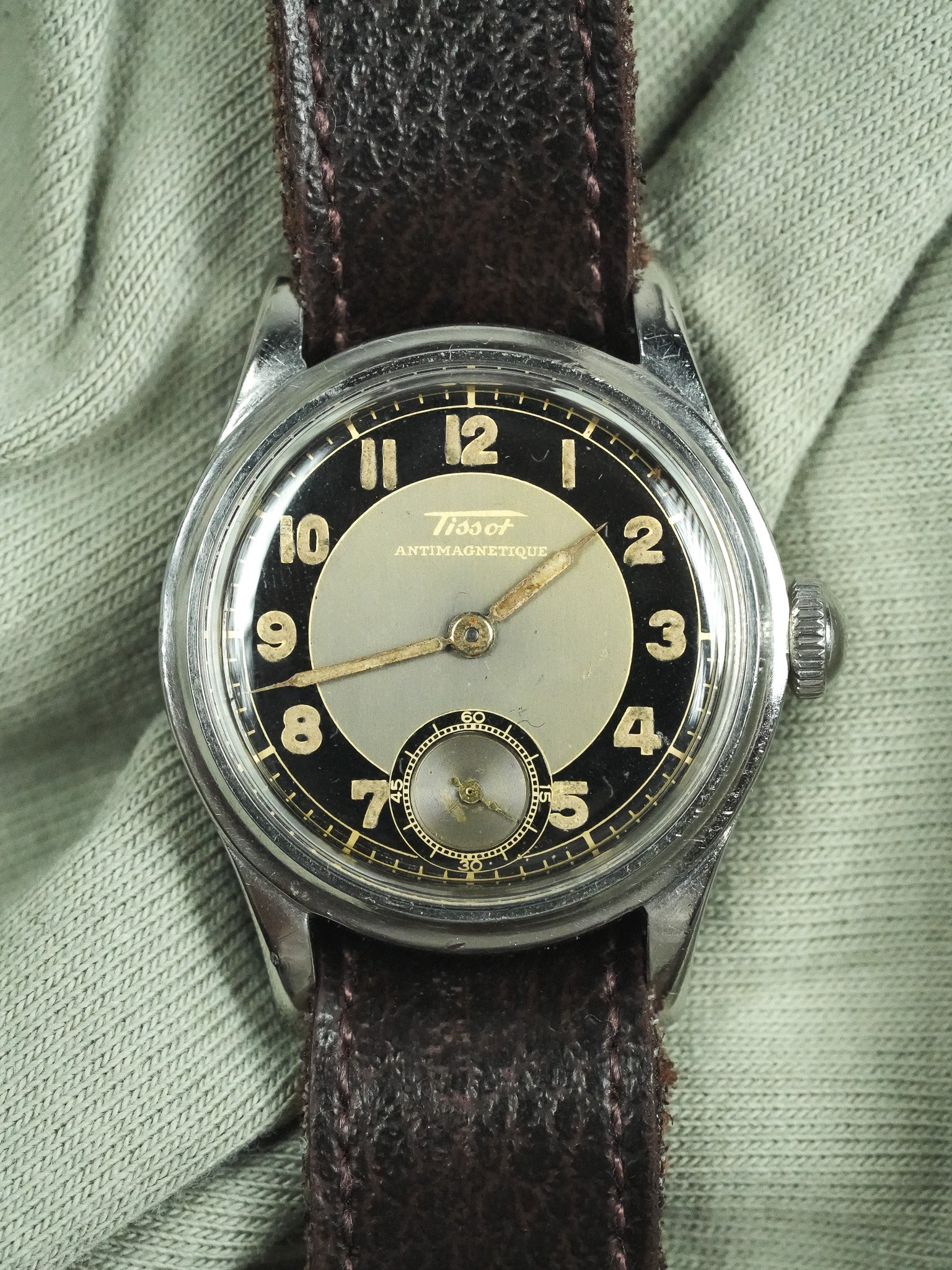 Tissot - Black Patina Tuxedo WWII - 1943 