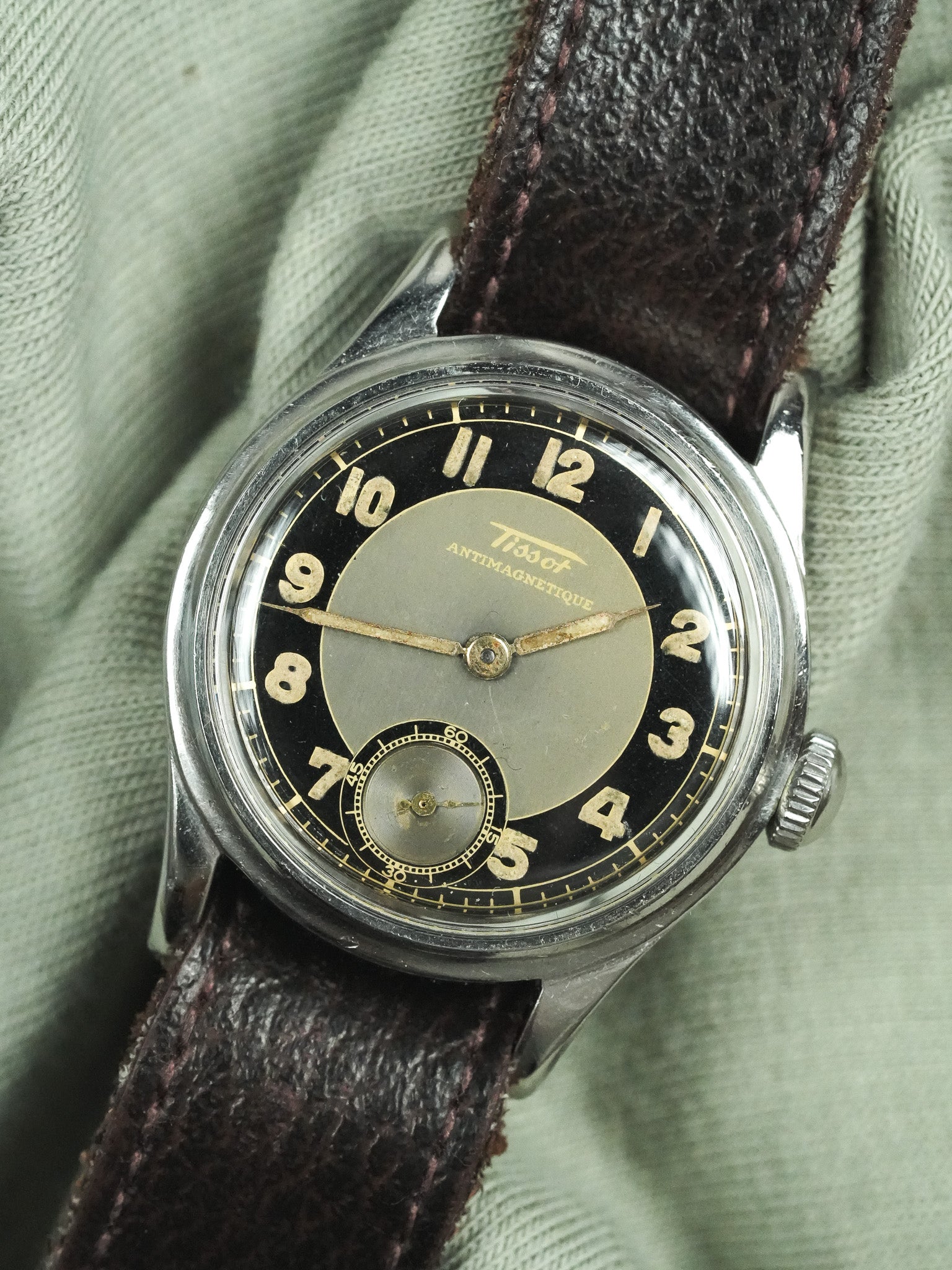 Tissot - Black Patina Tuxedo WWII - 1943 
