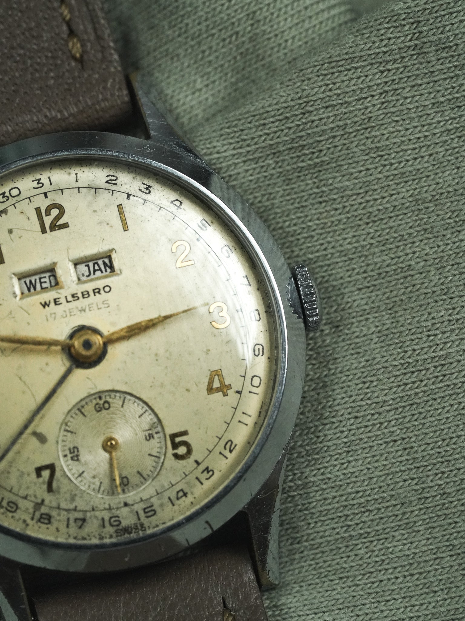 Welsbro - Triple Calendar Cream Patina - 1950s 